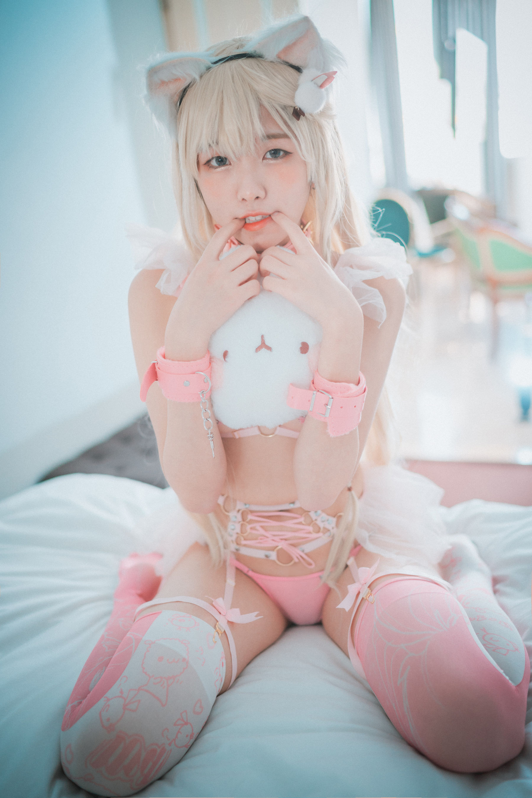 [DJAWA] Sonson – Gata Rosa [44P] 插图4