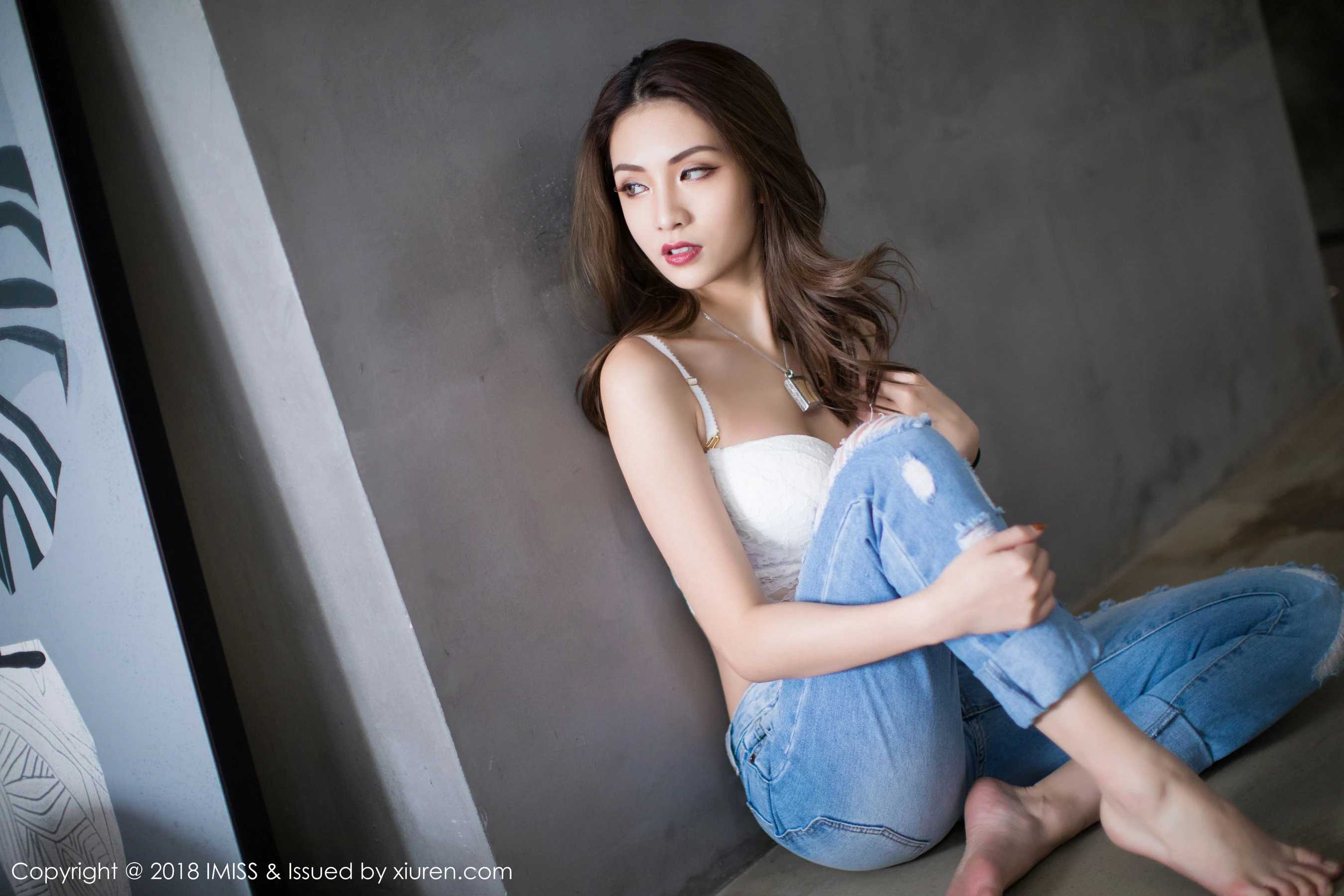 模特Arlie《丹凤双眼似水》 爱蜜社IMiss Vol.250-66COS