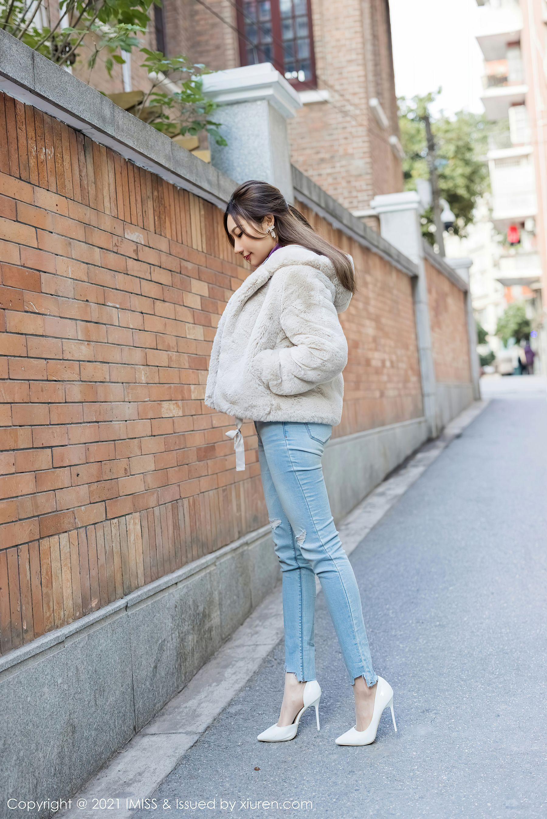 爱蜜社 VOL.541 小狐狸Kathryn-66COS