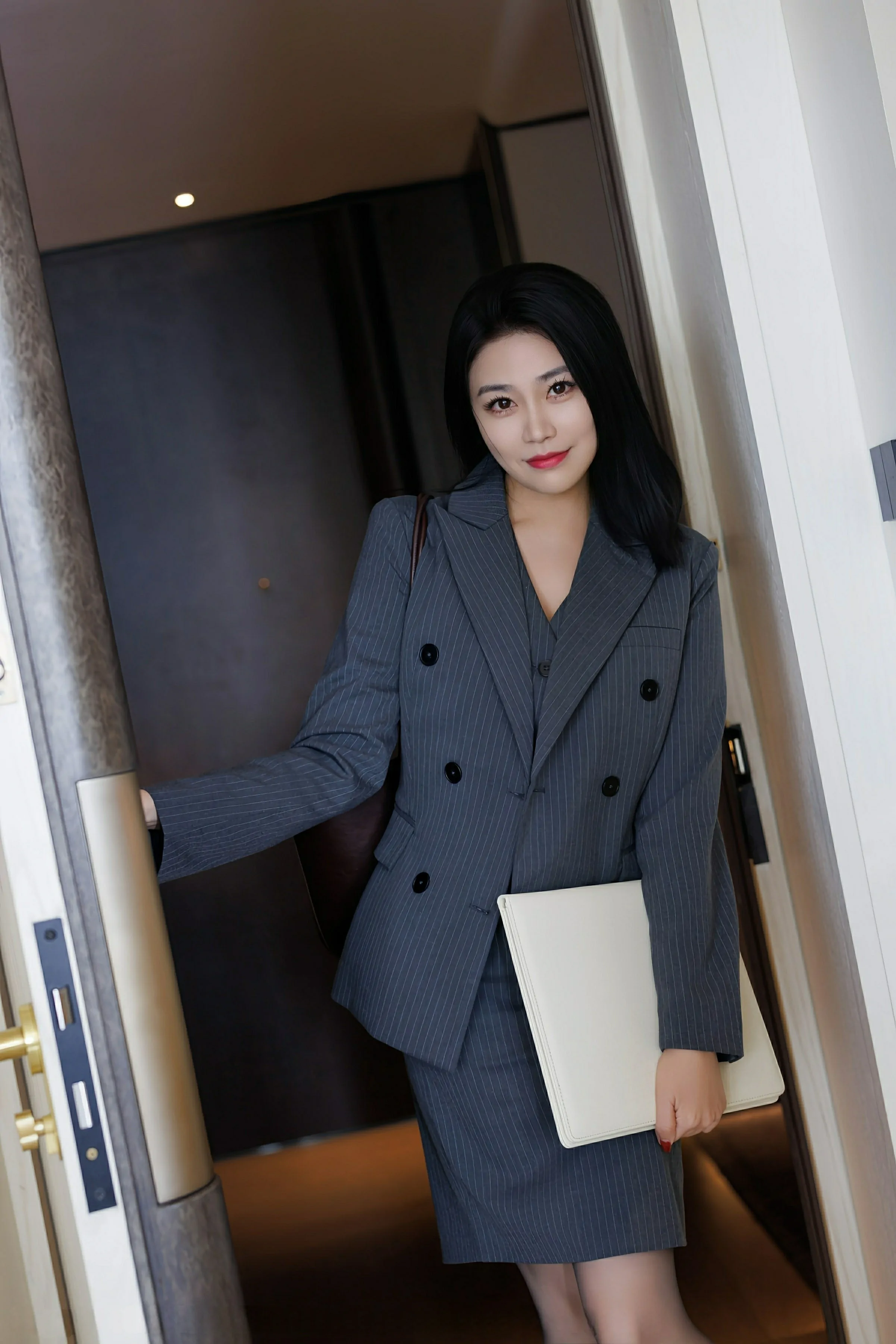 爱蜜社 VOL.787 许诺Sabrina [106P] 插图2