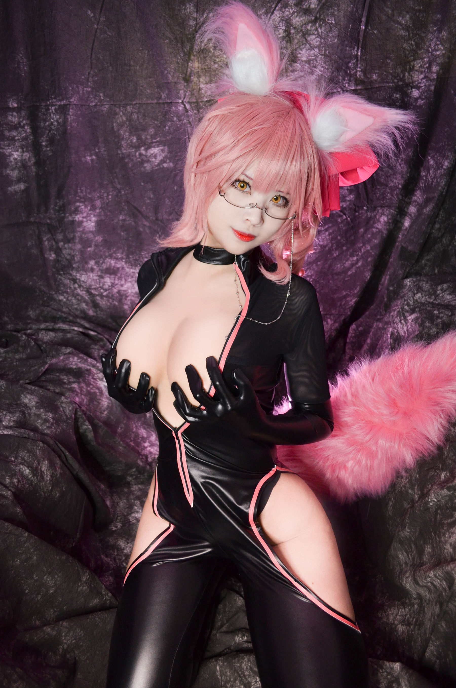 [Cosplay写真] Coser萱-KaYa – 玉藻前 皮衣Ver [15P]-66COS