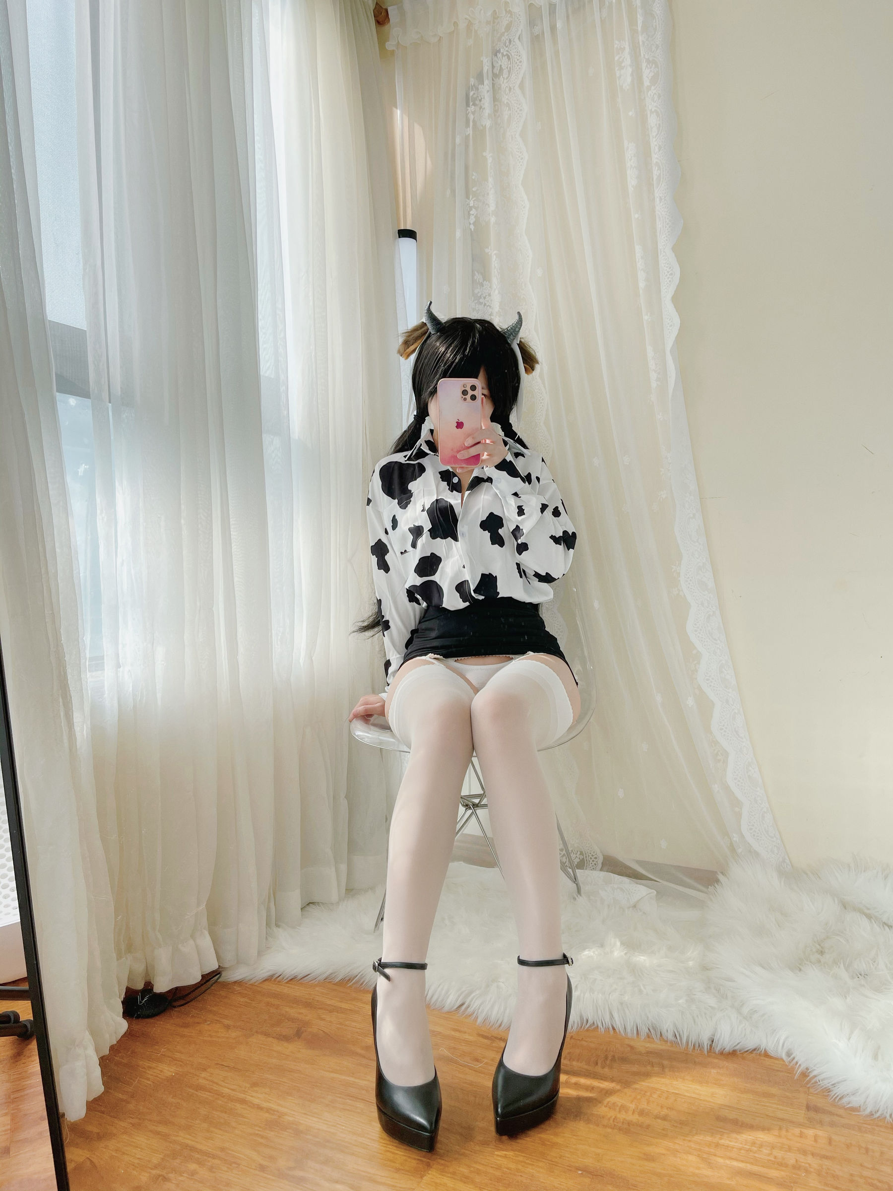 动漫博主小仓千代w – 奶牛衬衣 [30P]-66COS