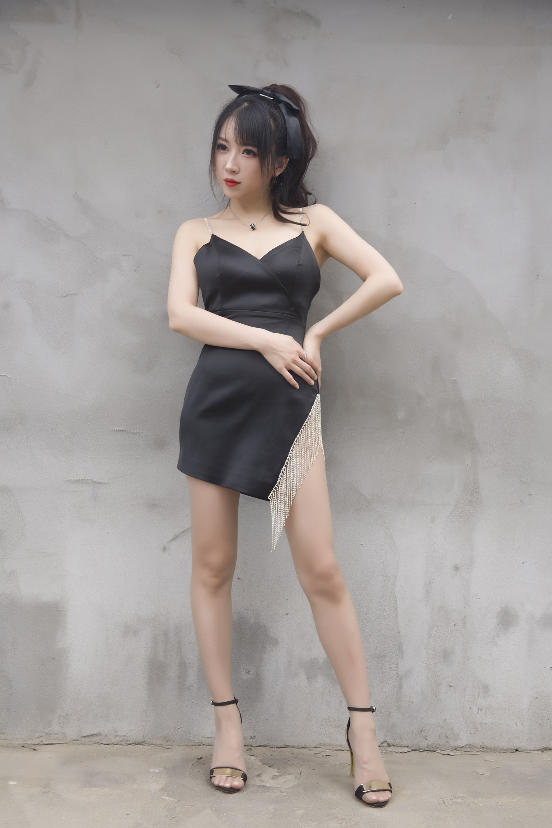 斗鱼主播小女巫露娜 – 黑色流苏 [32P]-66COS