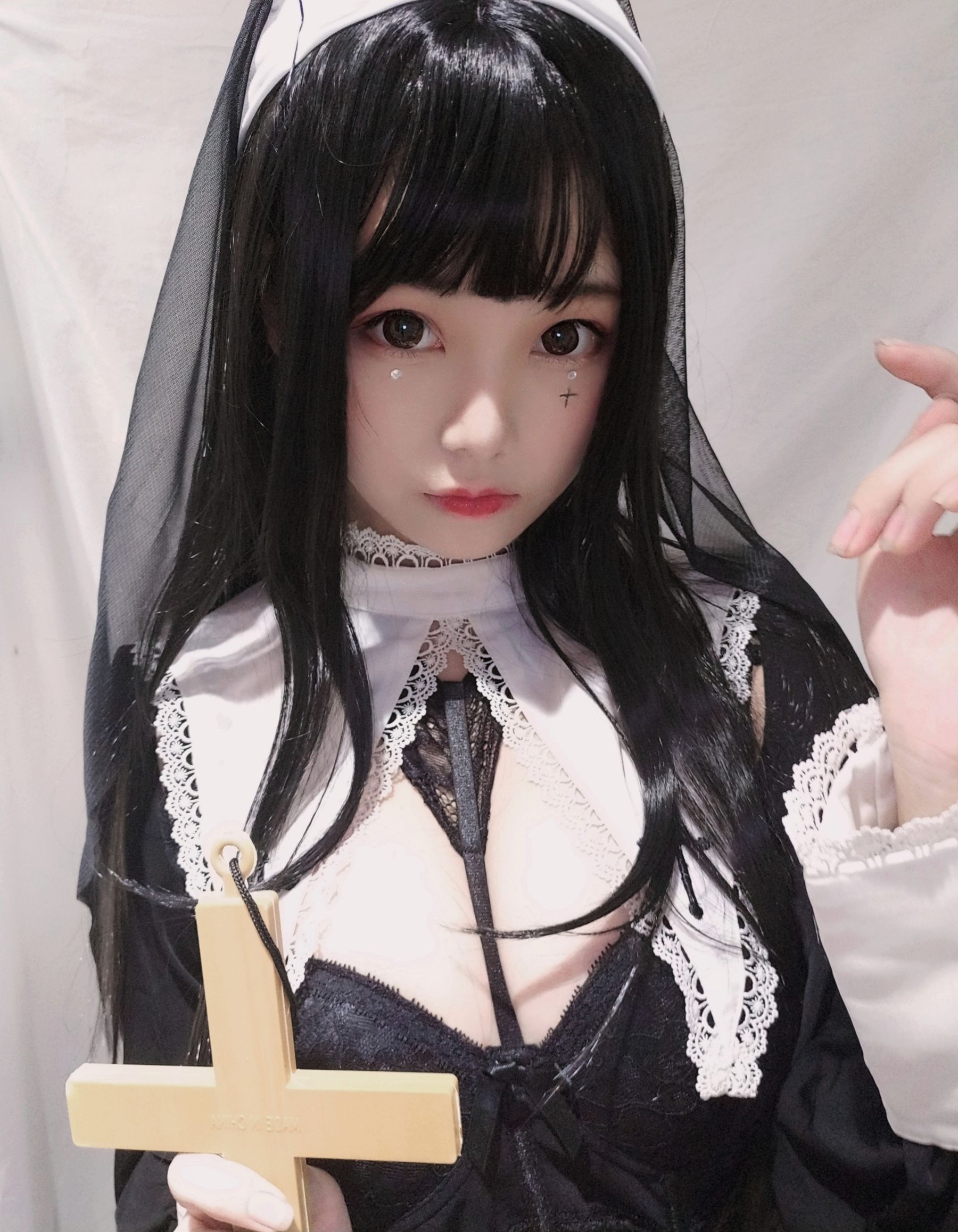 萌系小姐姐蜜汁猫裘 – 修女 [25P]-66COS