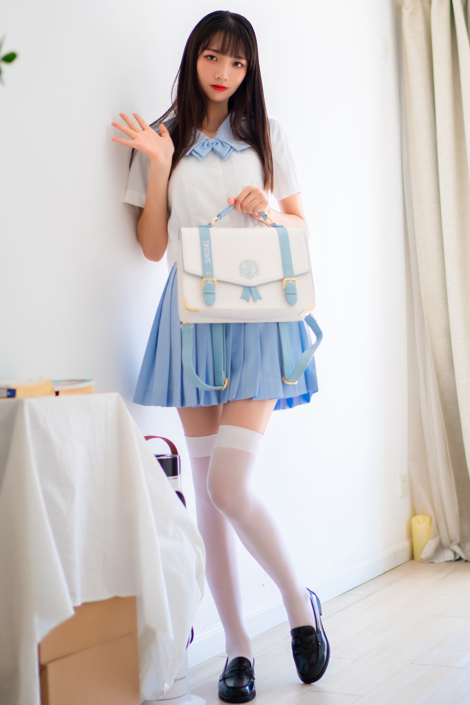 清纯妹子西瓜 – JK学生服 [65P]-66COS