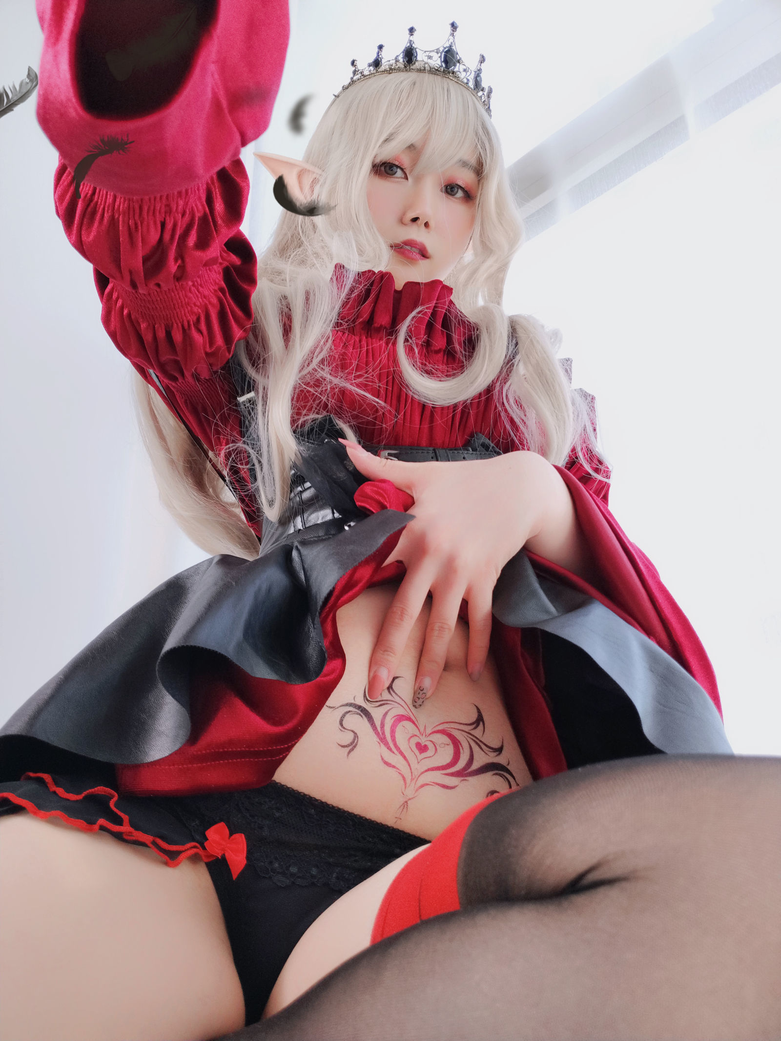 [萝莉COS] 白银 – 皇家吸血鬼 [50P]-66COS