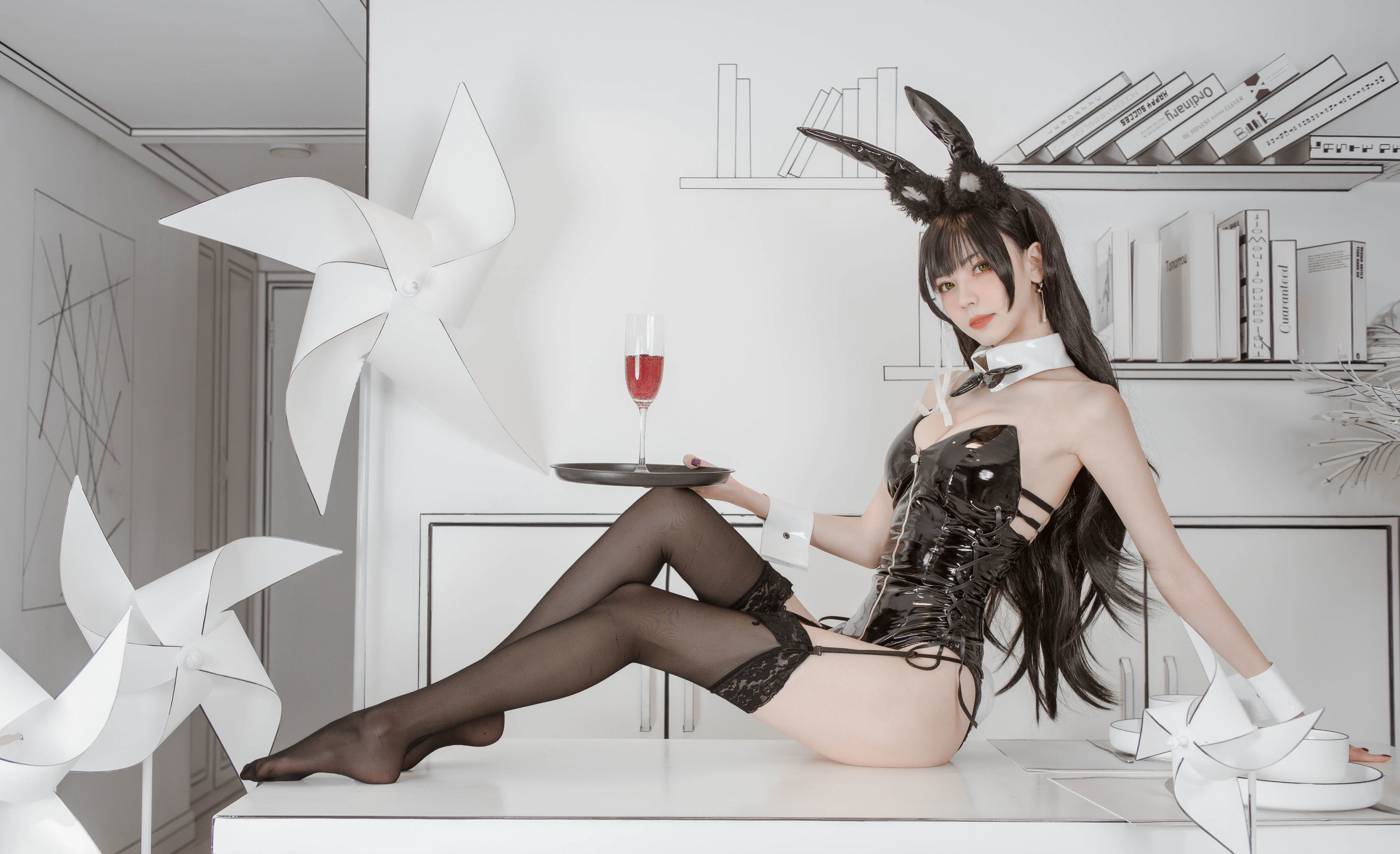 小妖精你的负卿 爱宕兔女郎 [30P]-66COS