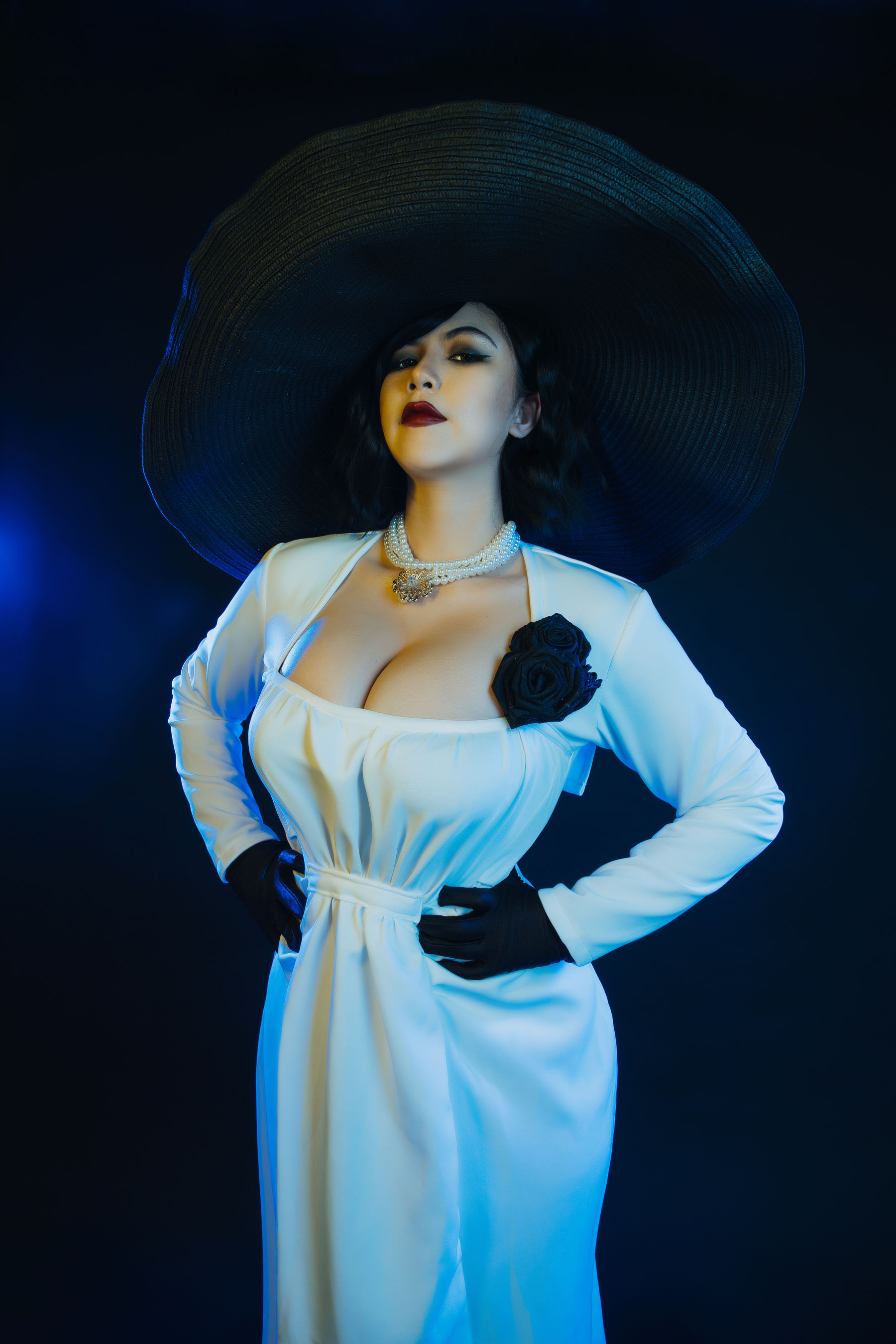 Uy Uy – Lady Dimitrescu [26P]-66COS