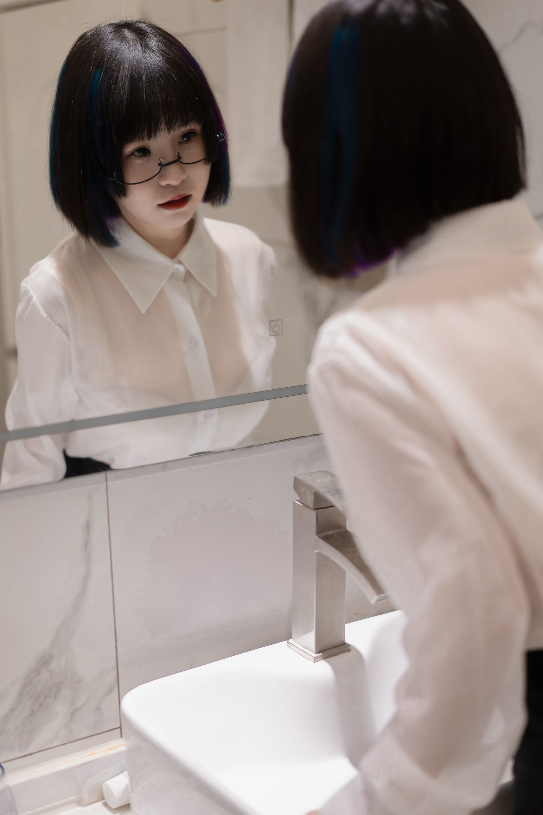 美少女晕崽 – 迷情小秘 [36P]-66COS