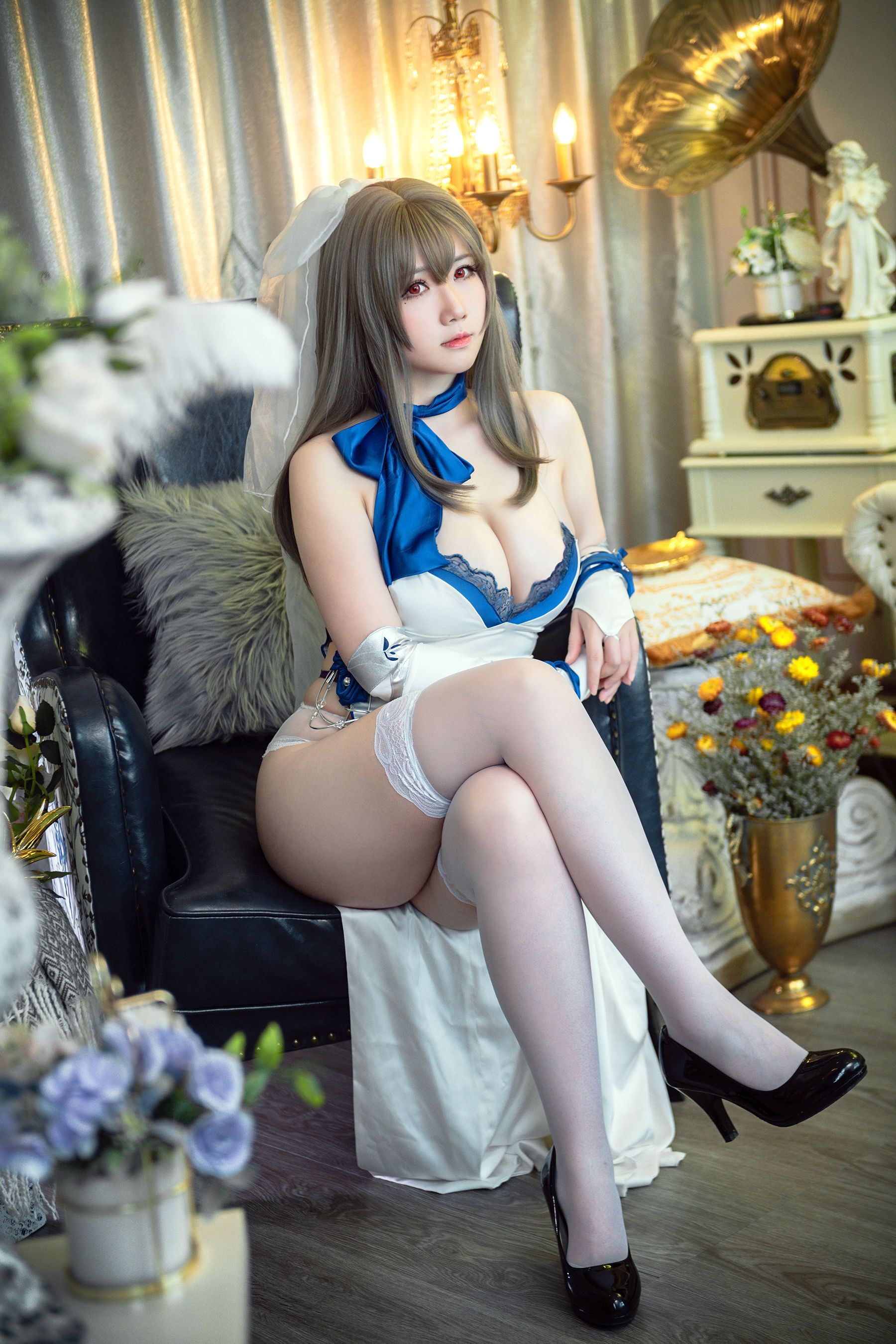 微肉感萌妹是本末末 – 路易九世礼服 [21P]-66COS