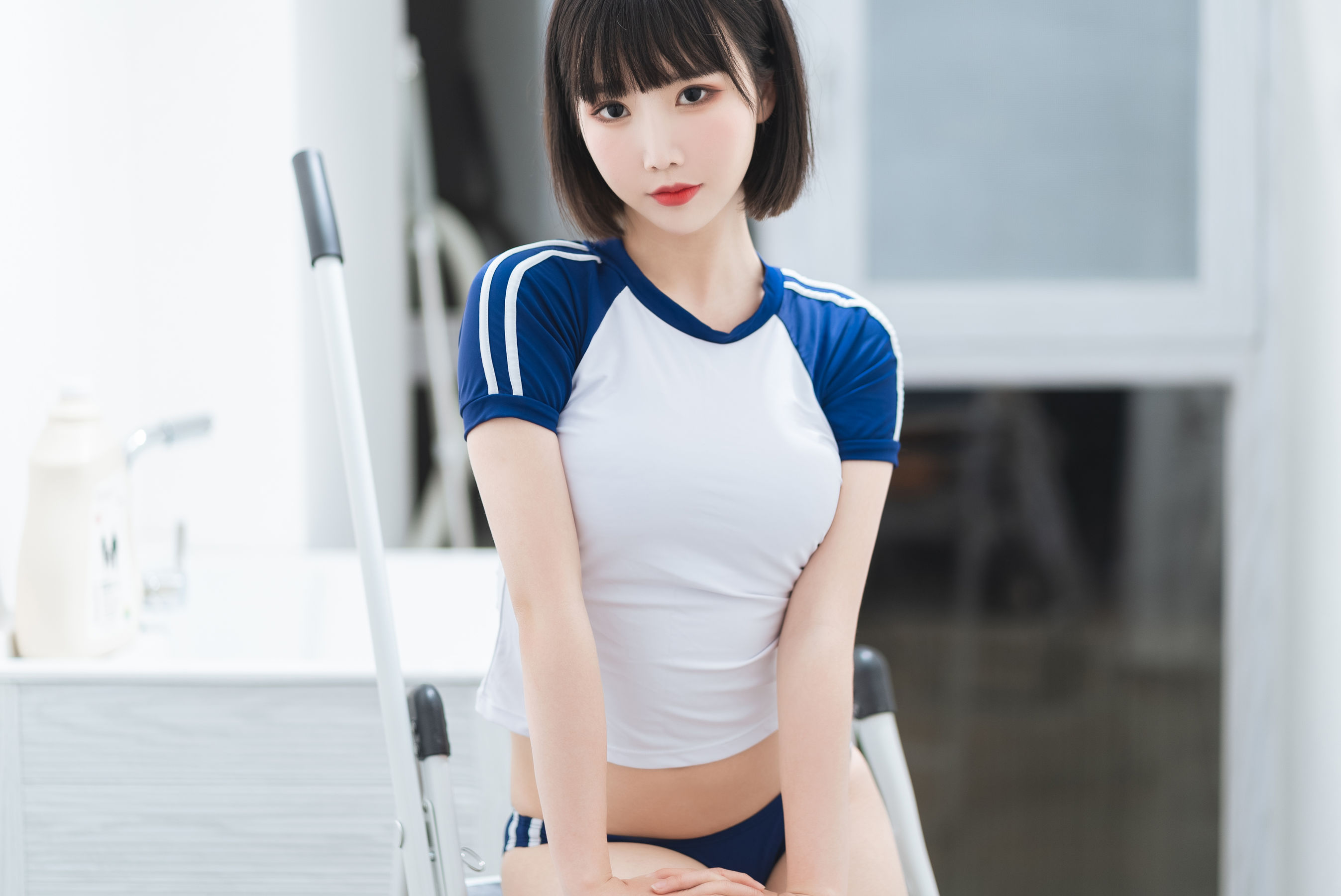可爱人气Coser面饼仙儿 – 体操服 [24P]-66COS