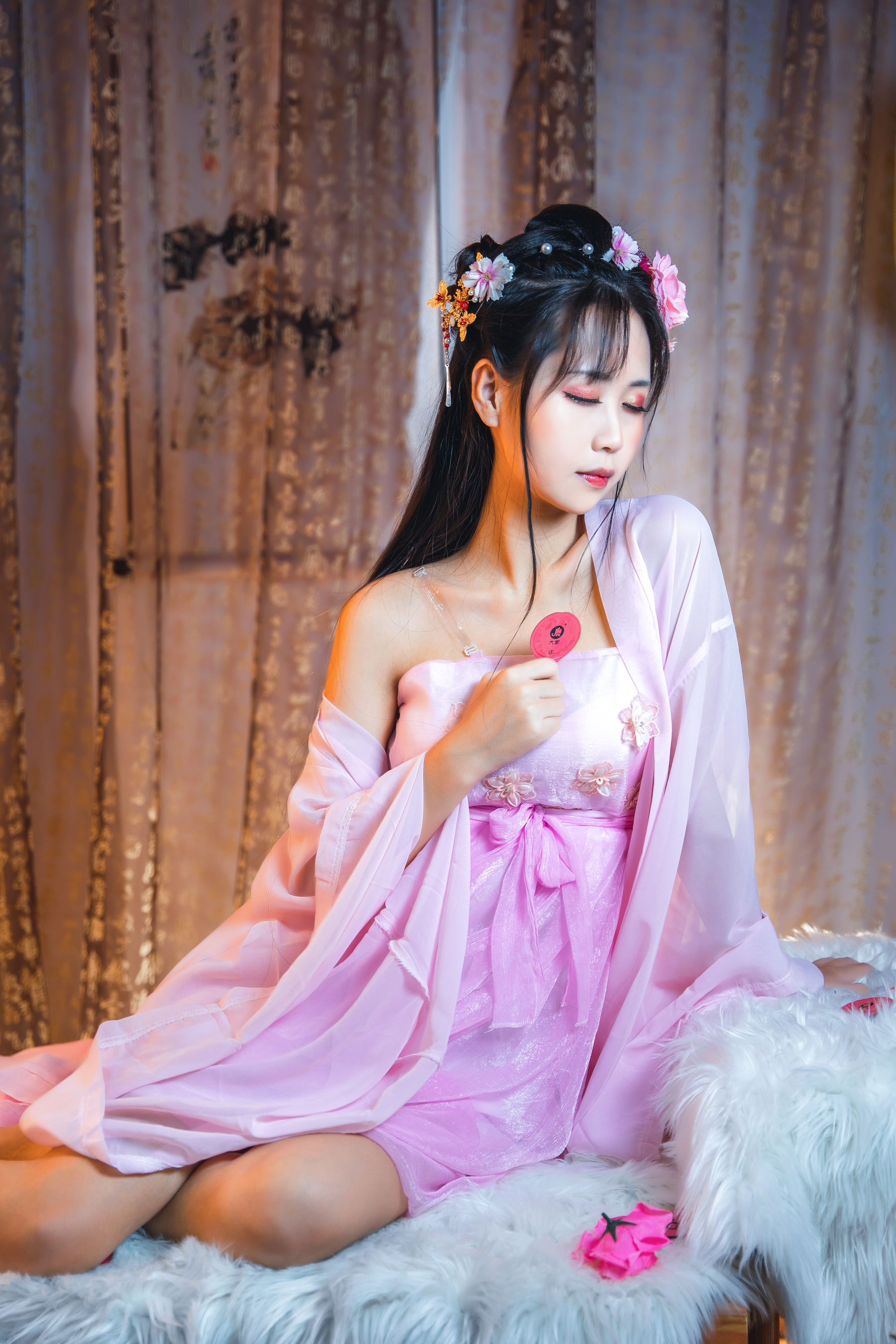 阳光美少女萌芽儿o0 – 大象代言 [20P]-66COS