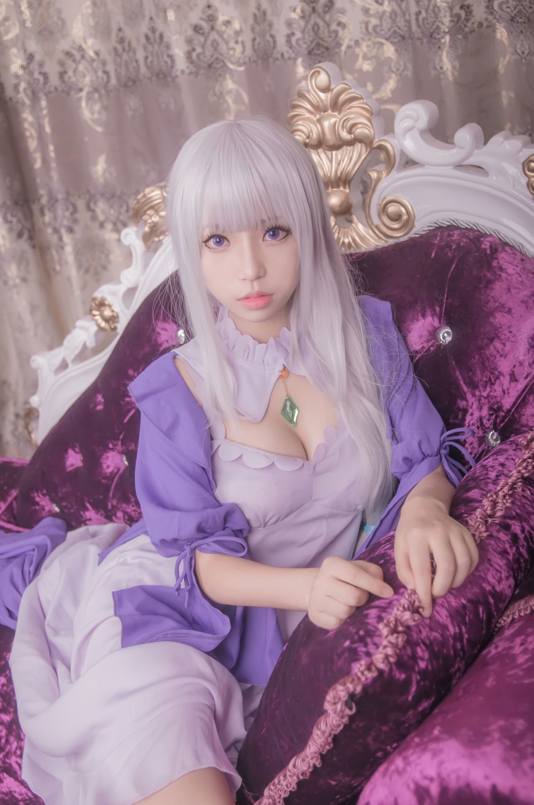 [Cosplay写真] 萌妹白易子教主 – RE从零开始的异世界生活 艾米莉娅 [10P]-66COS