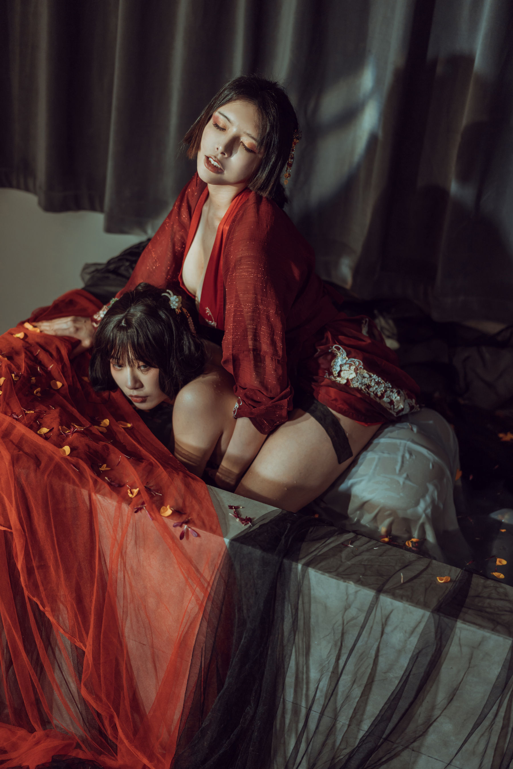 秋和柯基(夏小秋秋秋) – 昏红帐 [52P]-66COS
