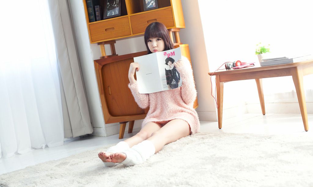 韩国妹子洪智妍 Hong Ji Yeon 家居 [38P]-66COS