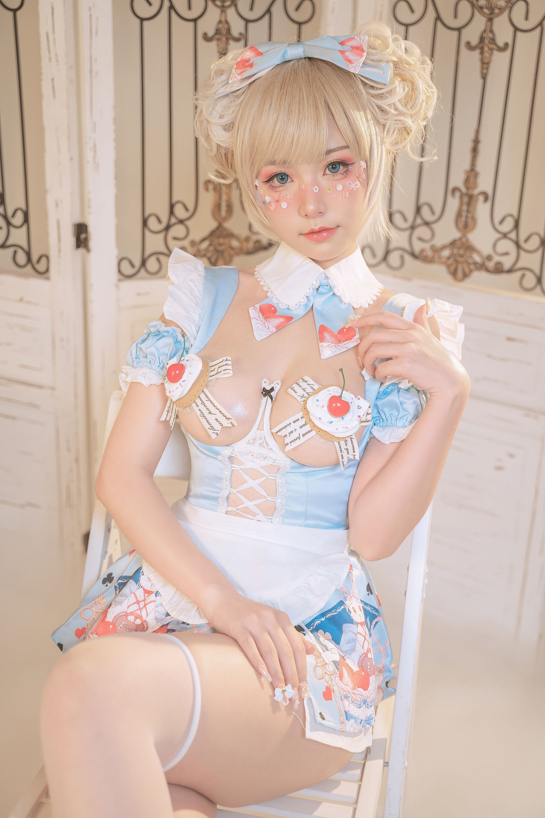 爆机少女喵小吉 – 秘密茶会 [17P]-66COS