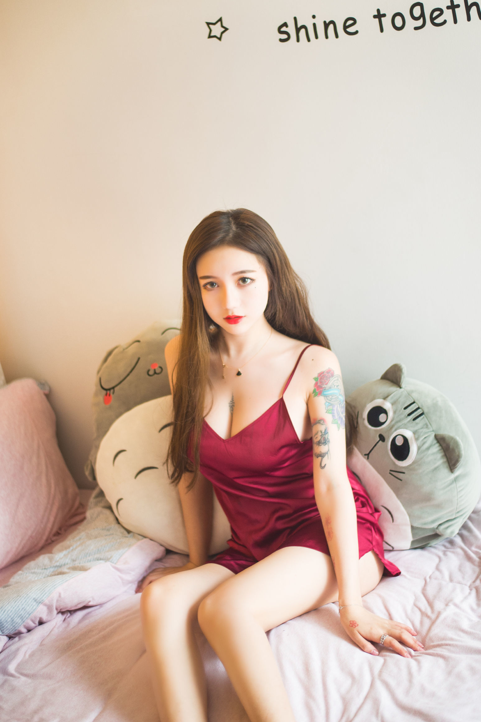 [萝莉COS] 洛丽塔大哥 – 吊带睡衣 [14P]-66COS