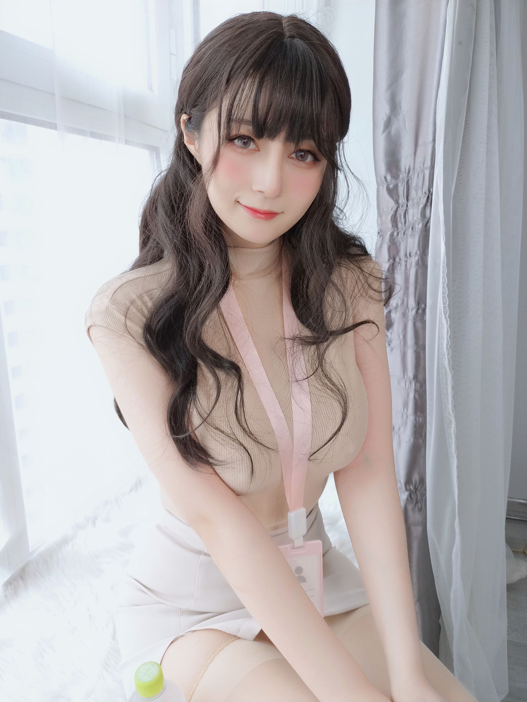 Coser小姐姐白银 – 水を飲みますか、先輩 [22P]-66COS