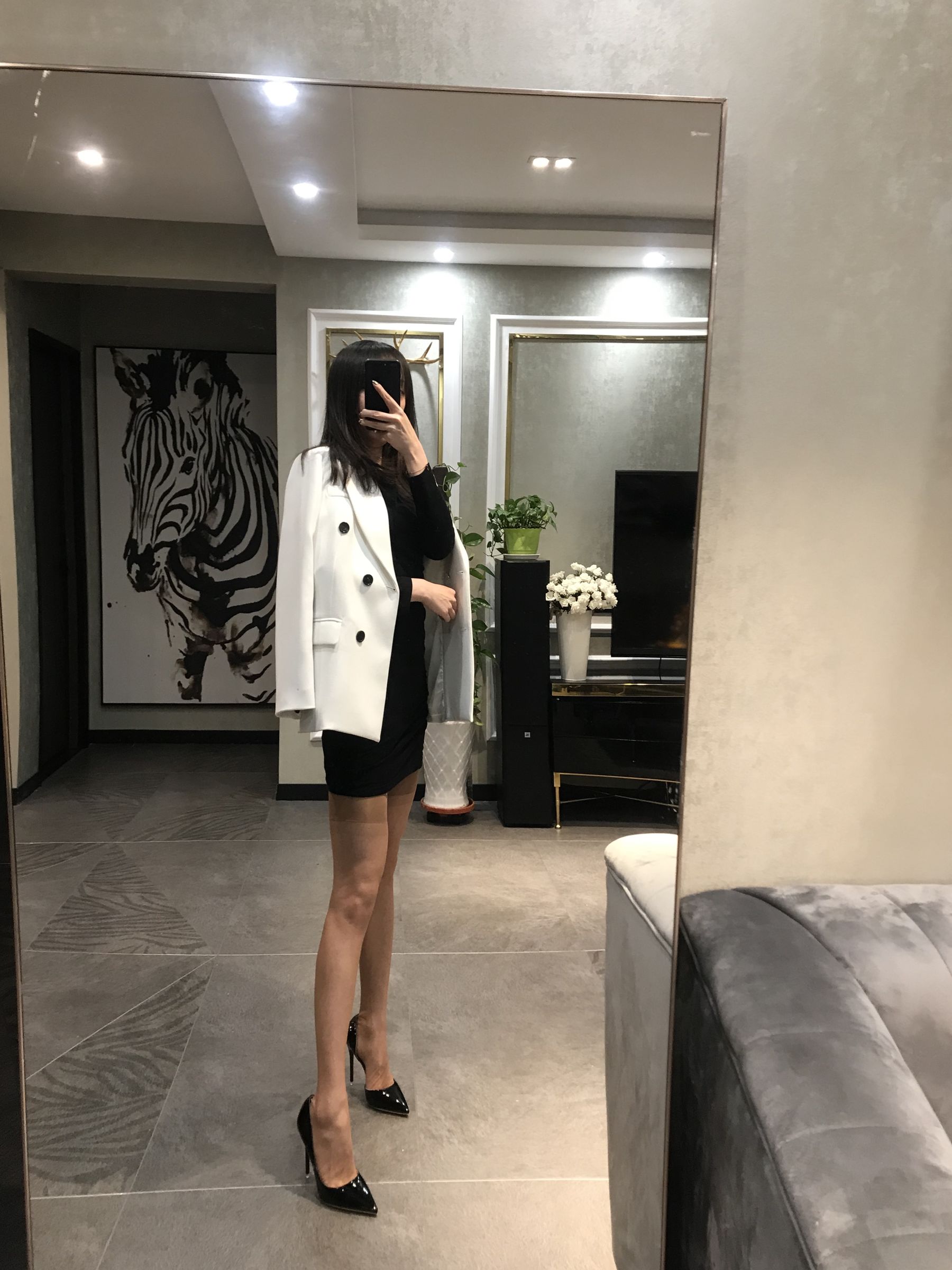 丝足博主麋鹿_Monroe 2020.04.09 桃肉吊袜 [37P]-66COS