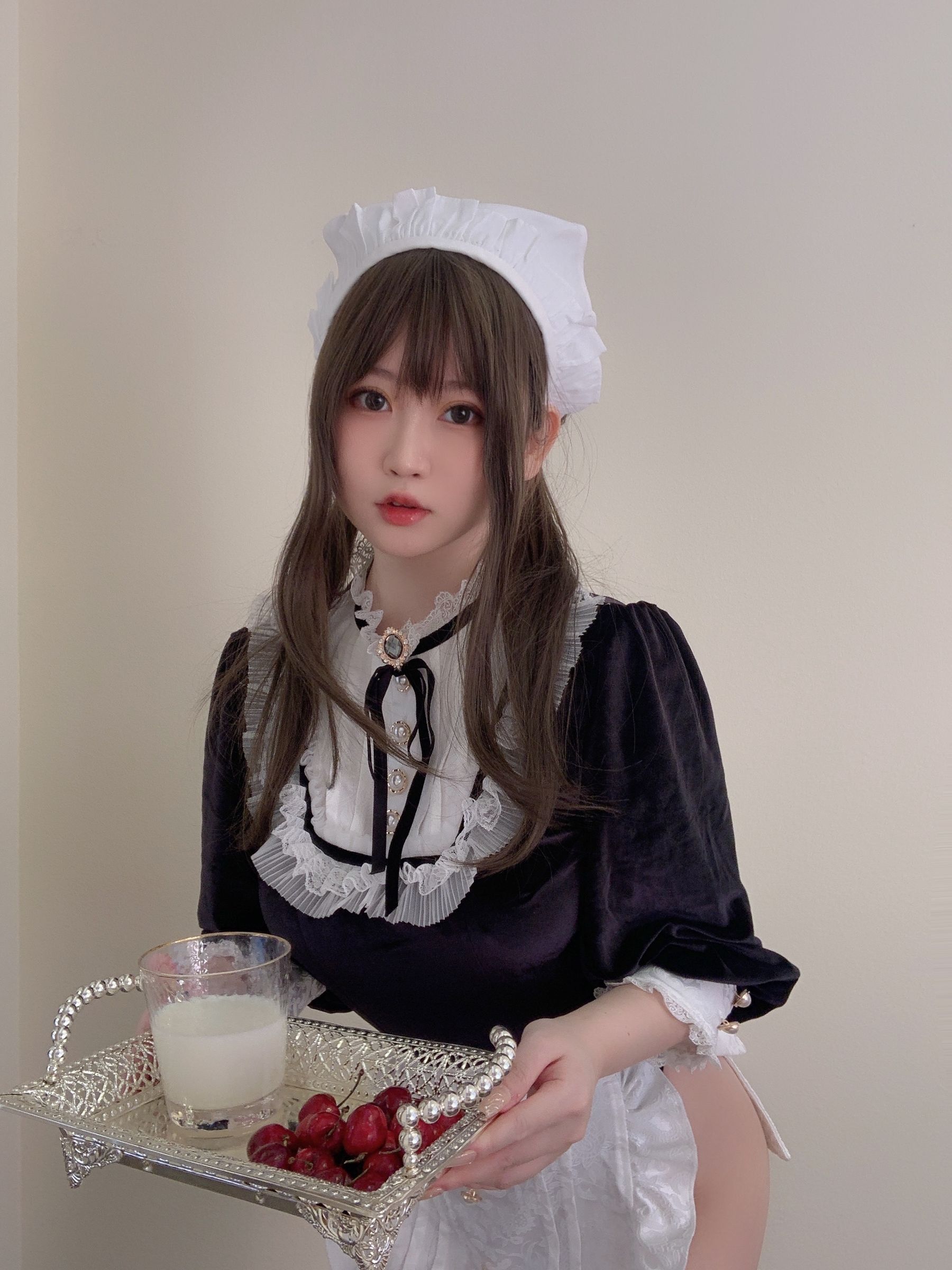 蜜桃少女是依酱呀 – 女仆馆长 [50P] 插图2