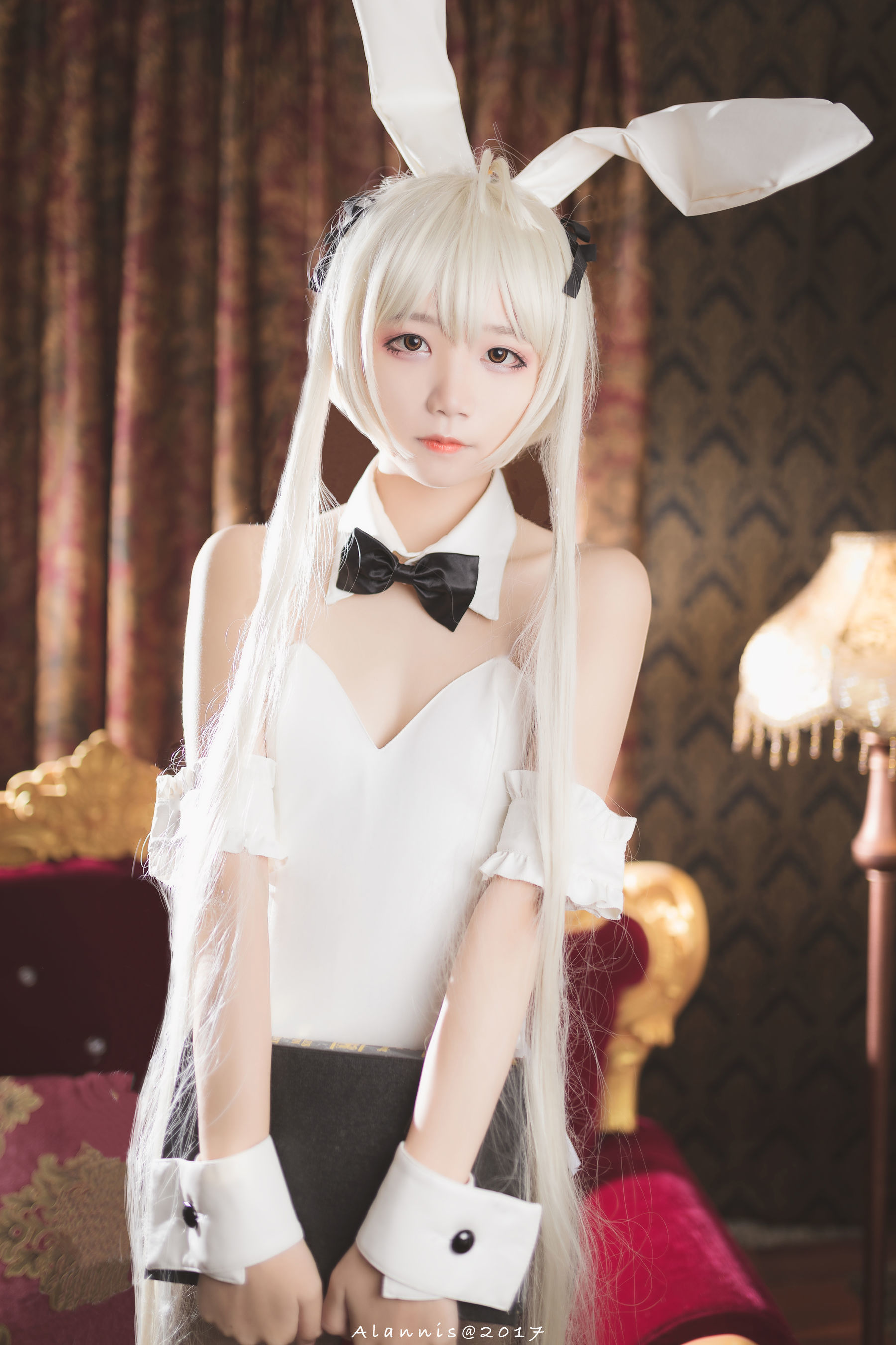 [萝莉COS] 清纯少女五更百鬼 – 兔女郎+白丝美腿 [21P]-66COS
