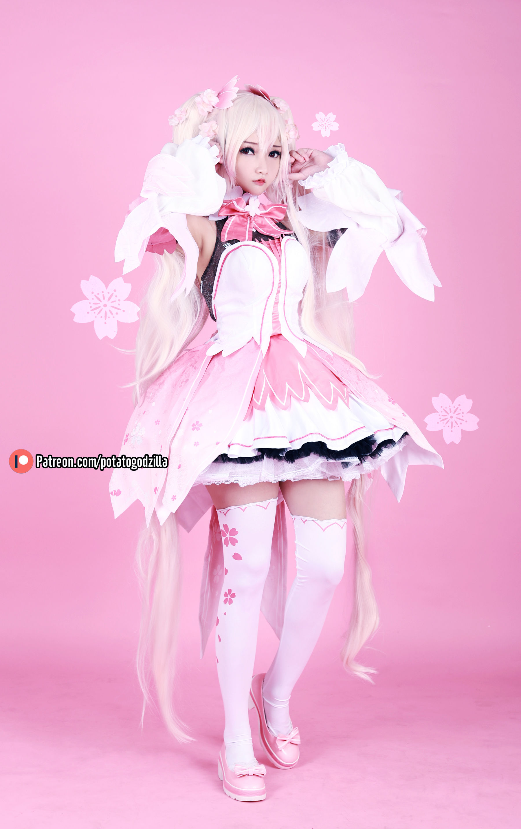 Coser小姐姐Potato Godzilla – Sakura Miku [44P]-66COS