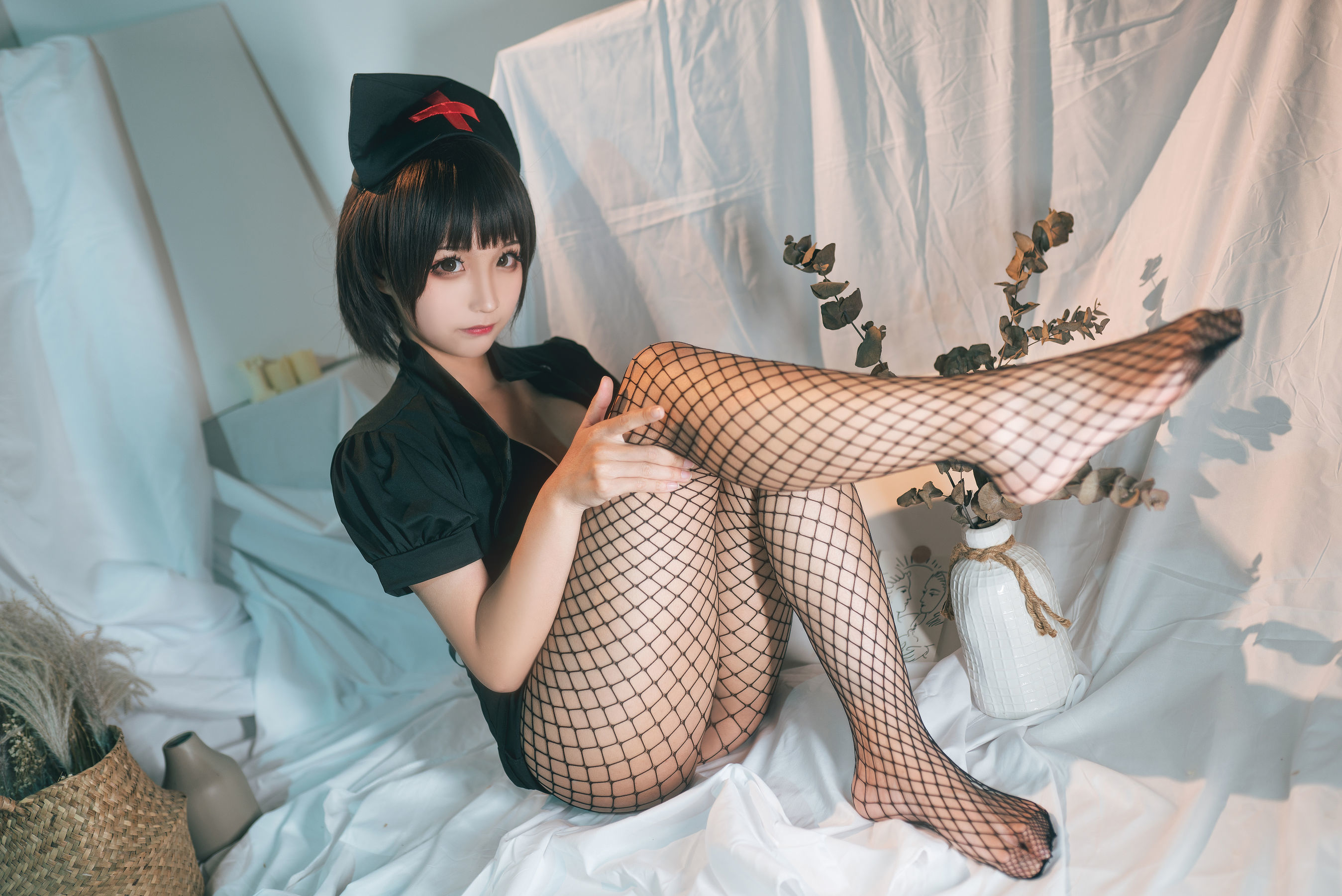 动漫博主蠢沫沫 护士姐姐 [42P]-66COS