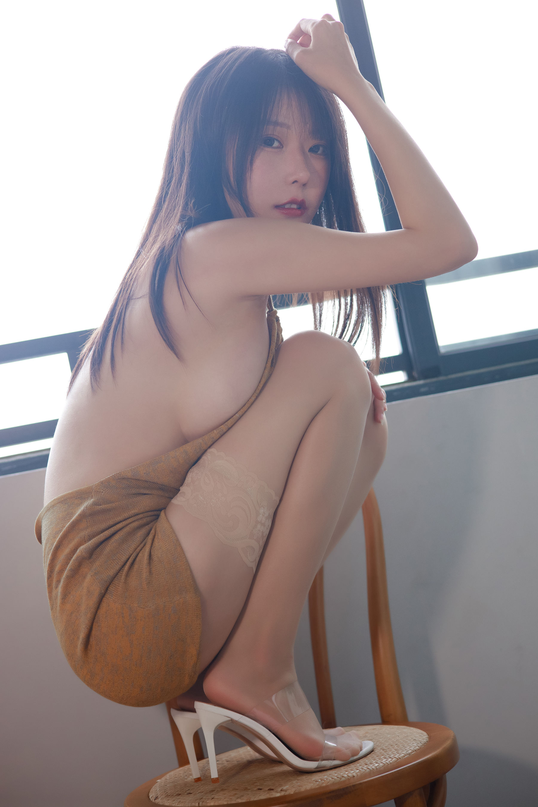 香草喵露露 – 杨枝甘露 露背裙裙 [54P]-66COS