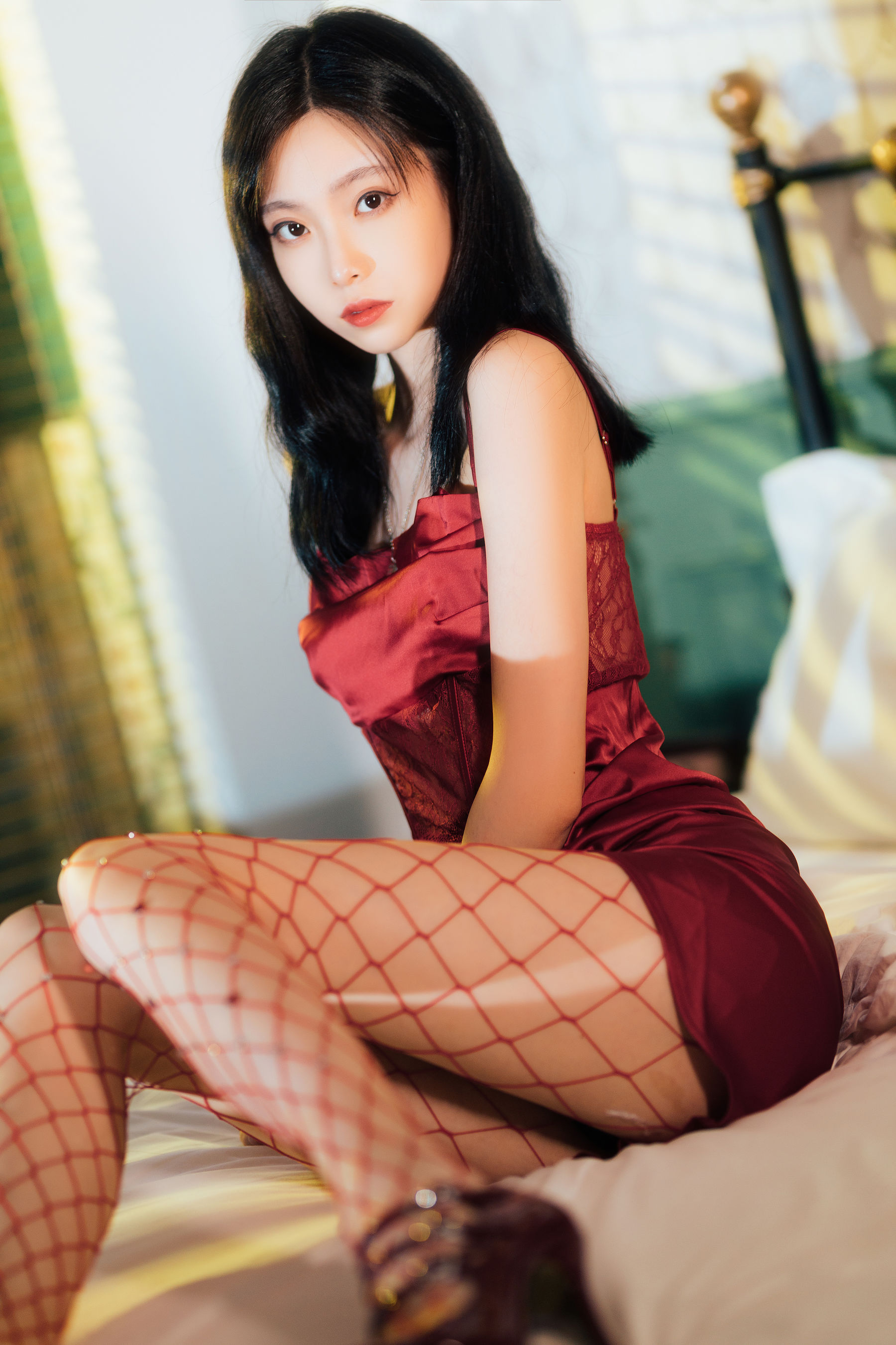 许岚(叁月life) – 网袜红裙 [39P]-66COS