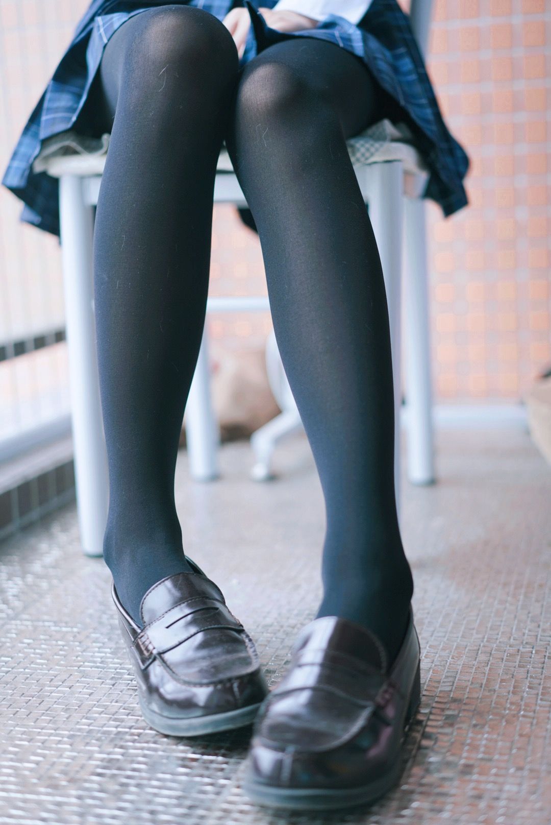 萌妹子眼酱大魔王w – 阳台jk [16P]-66COS