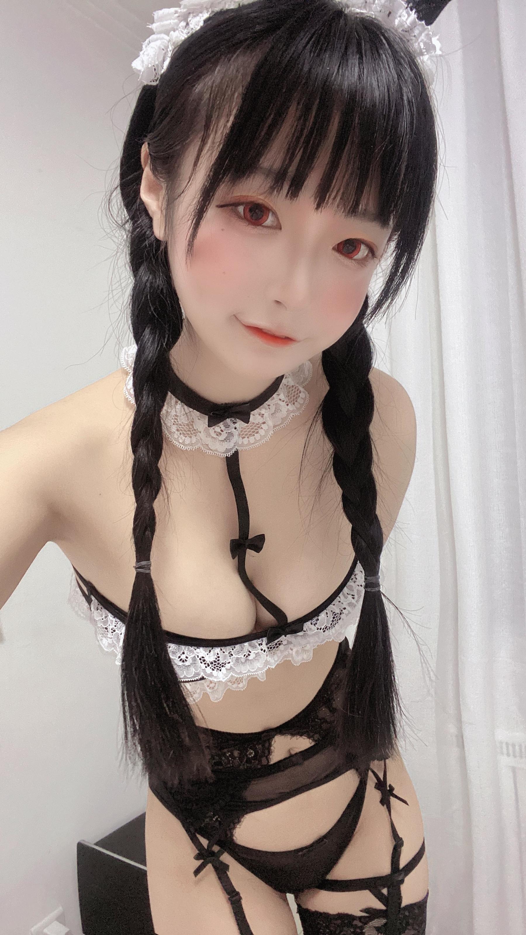 动漫博主佳佳好难啊 – 兔女郎 [17P]-66COS