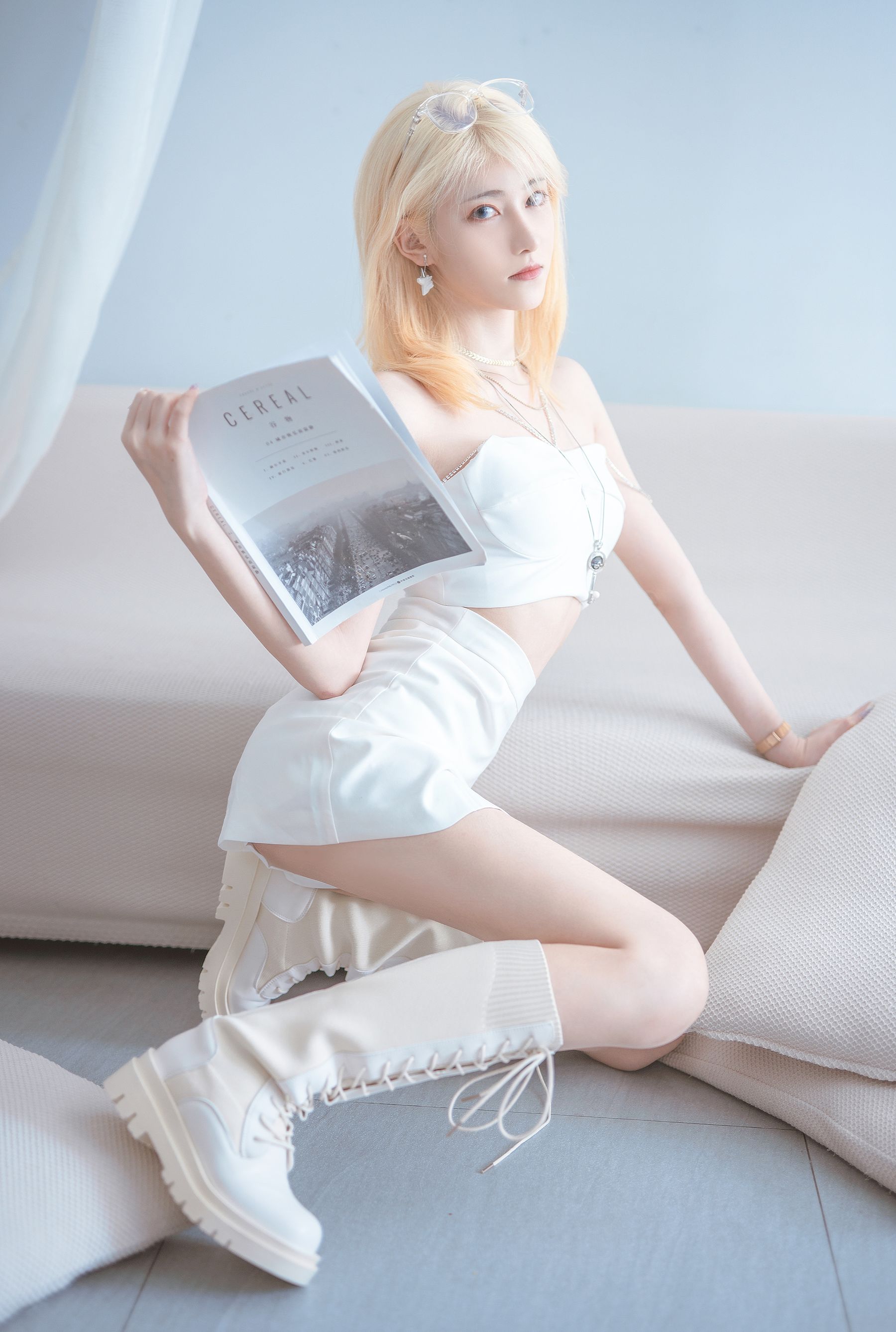 动漫博主南桃Momoko – 白色制服 [9P]-66COS