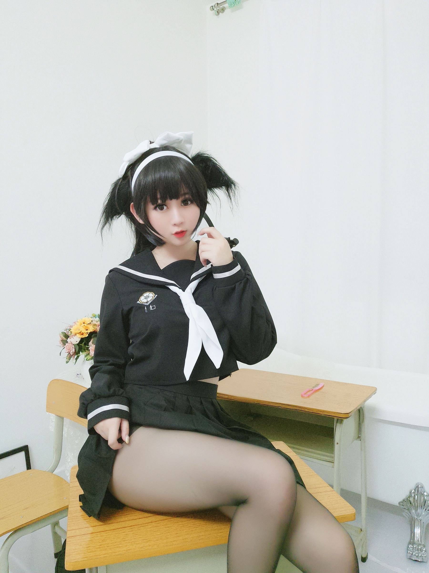 蜜桃少女是依酱呀 爱岩 [14P]-66COS