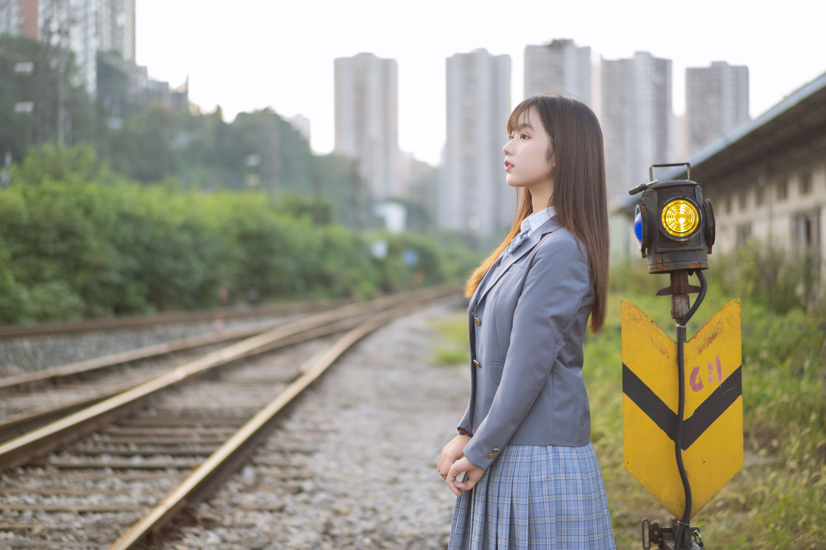 微博福利姬镜酱 私奔之制服 [30P]-66COS