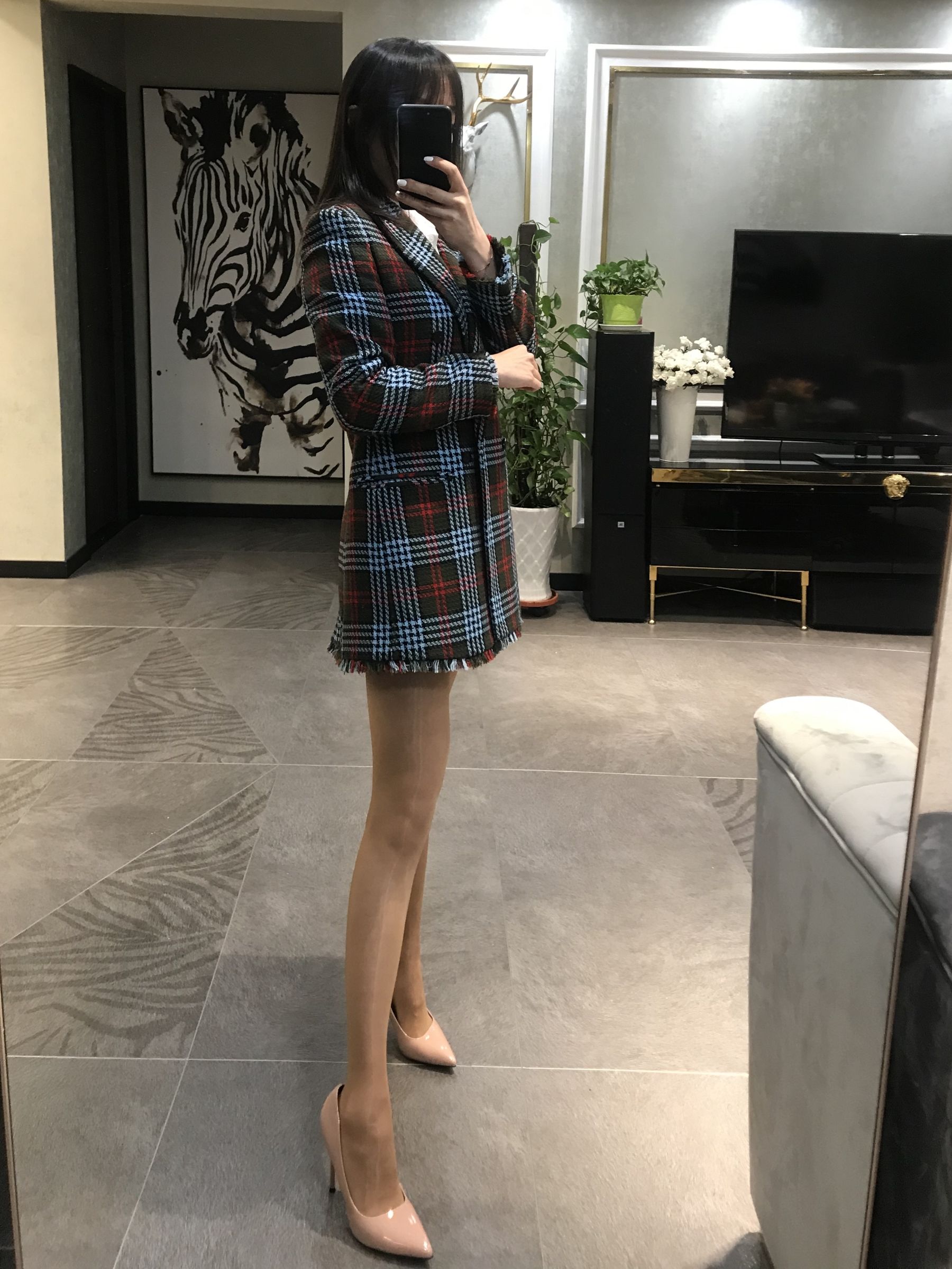 丝足博主麋鹿_Monroe 2020.04.29 肉色亮丝 [63P]-66COS