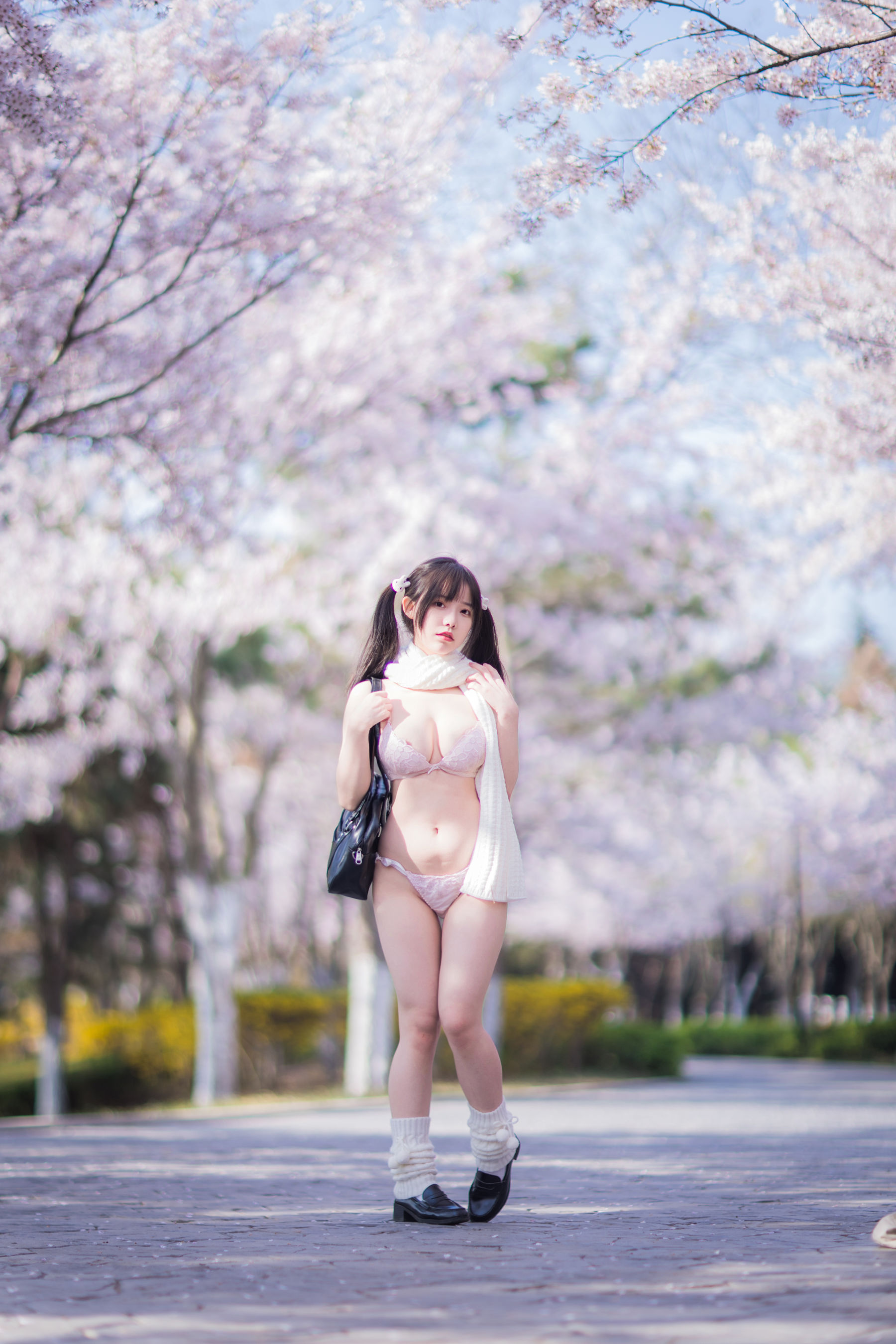 六味帝皇酱 – 樱花JK [53P]-66COS