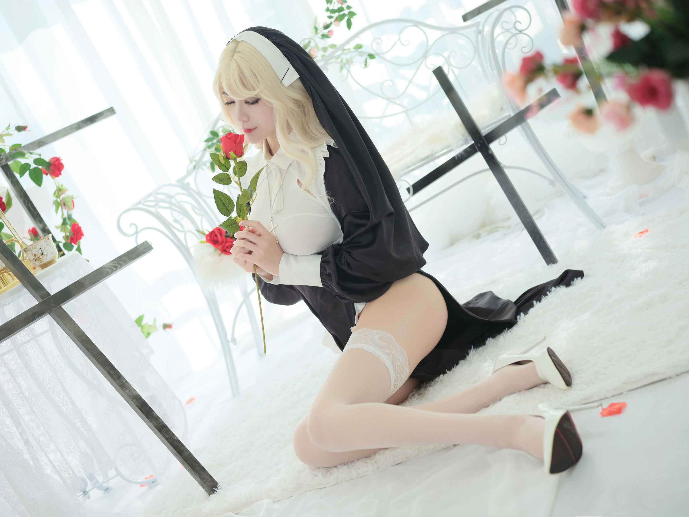 一米八的大梨子 – 修女 [36P]-66COS