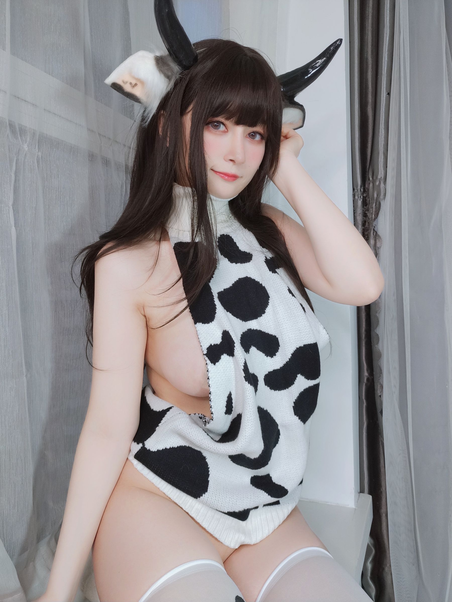 Coser小姐姐白银 – 可爱的奶牛 [27P]-66COS
