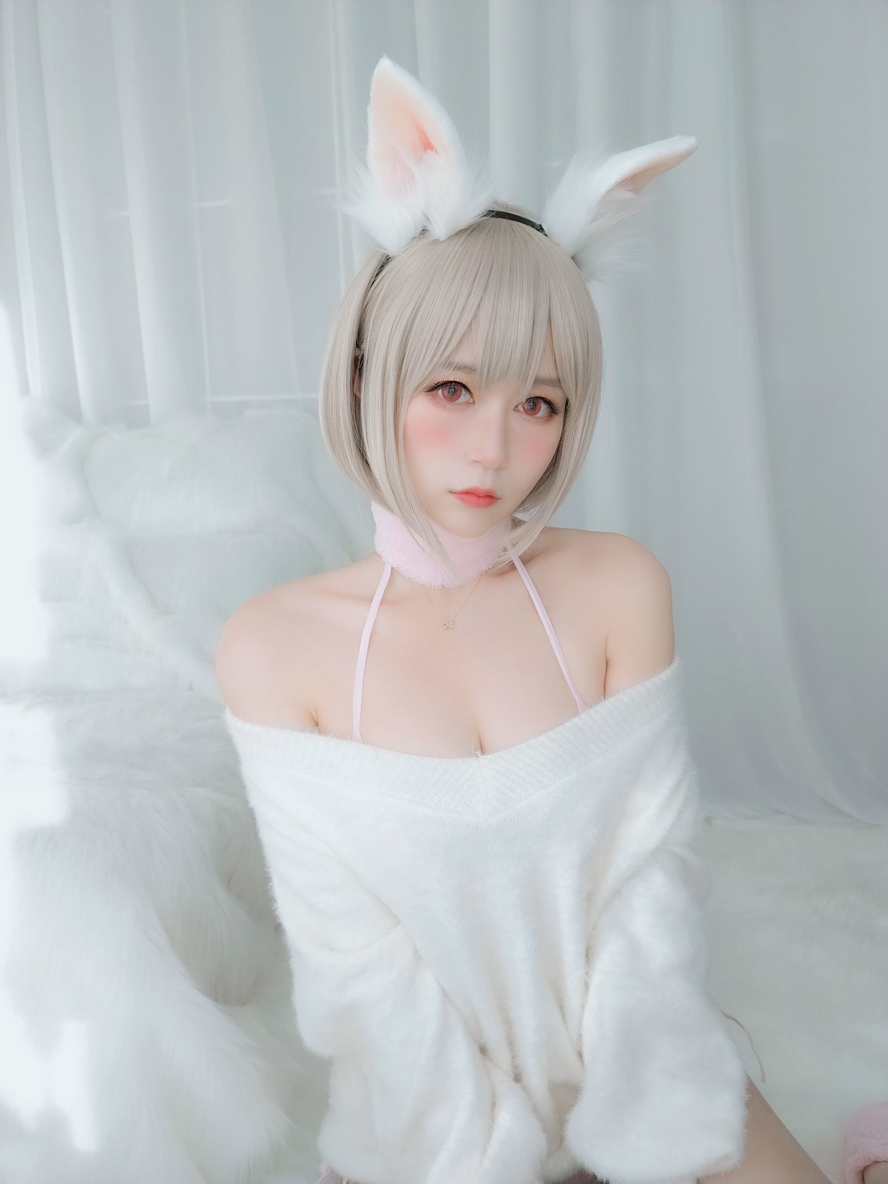 Coser小姐姐白银 小白兔 [105P]-66COS