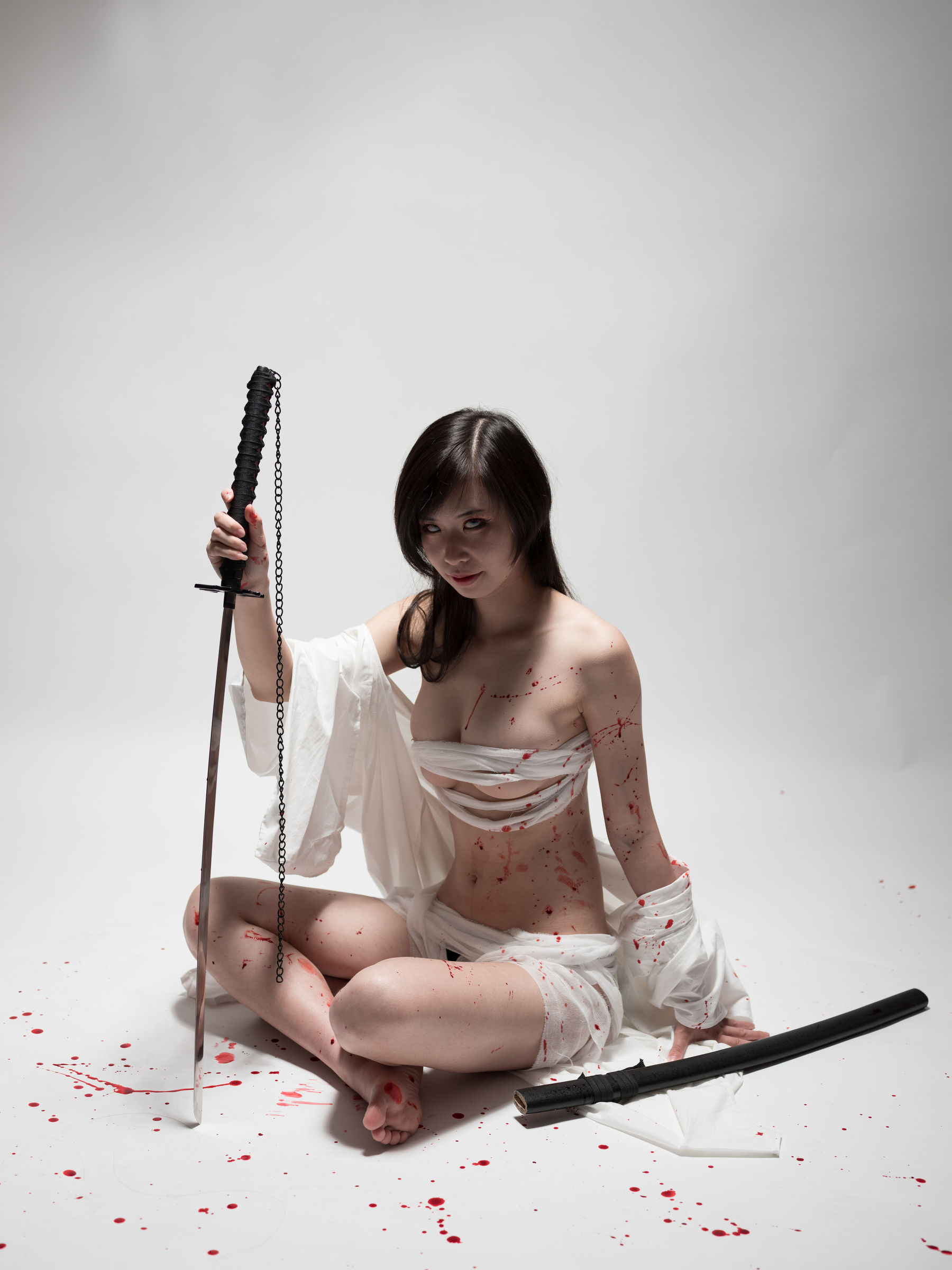 动漫博主爱老师_PhD – 束缚 [31P]-66COS