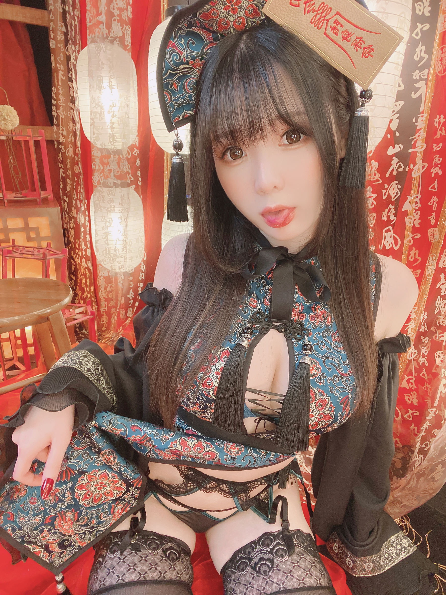 微博妹纸霜月shimo – キョンシーちゃん自撮り [20P] 插图5