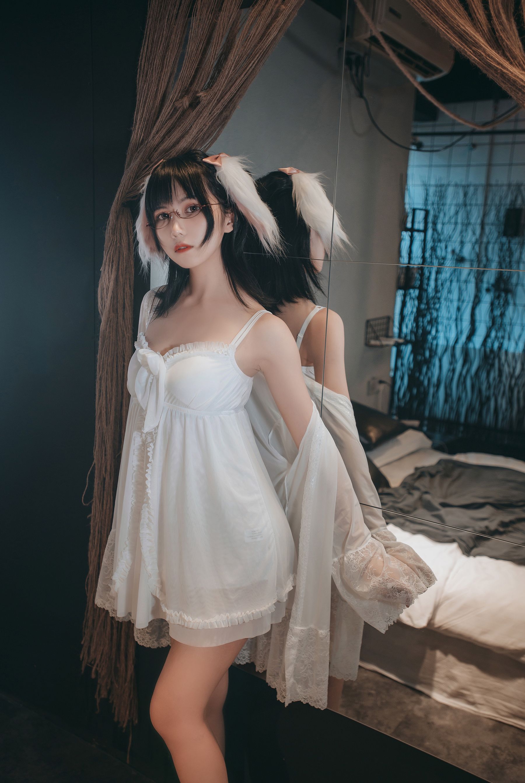 COSER美女逐月su 睡衣兔子 [28P]-66COS
