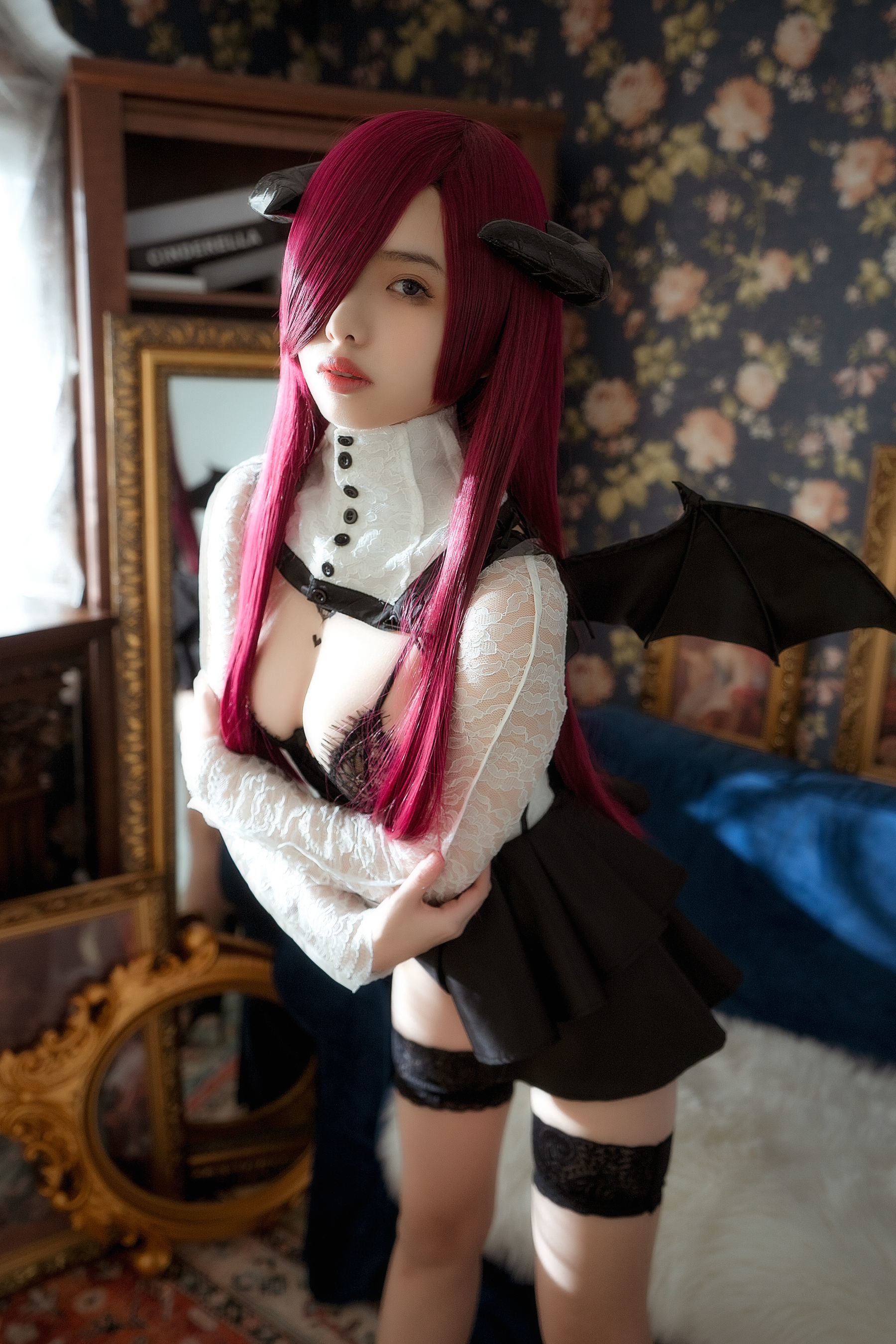 [萝莉COS] 雯妹 – 魅魔 the countess of devil [38P]-66COS