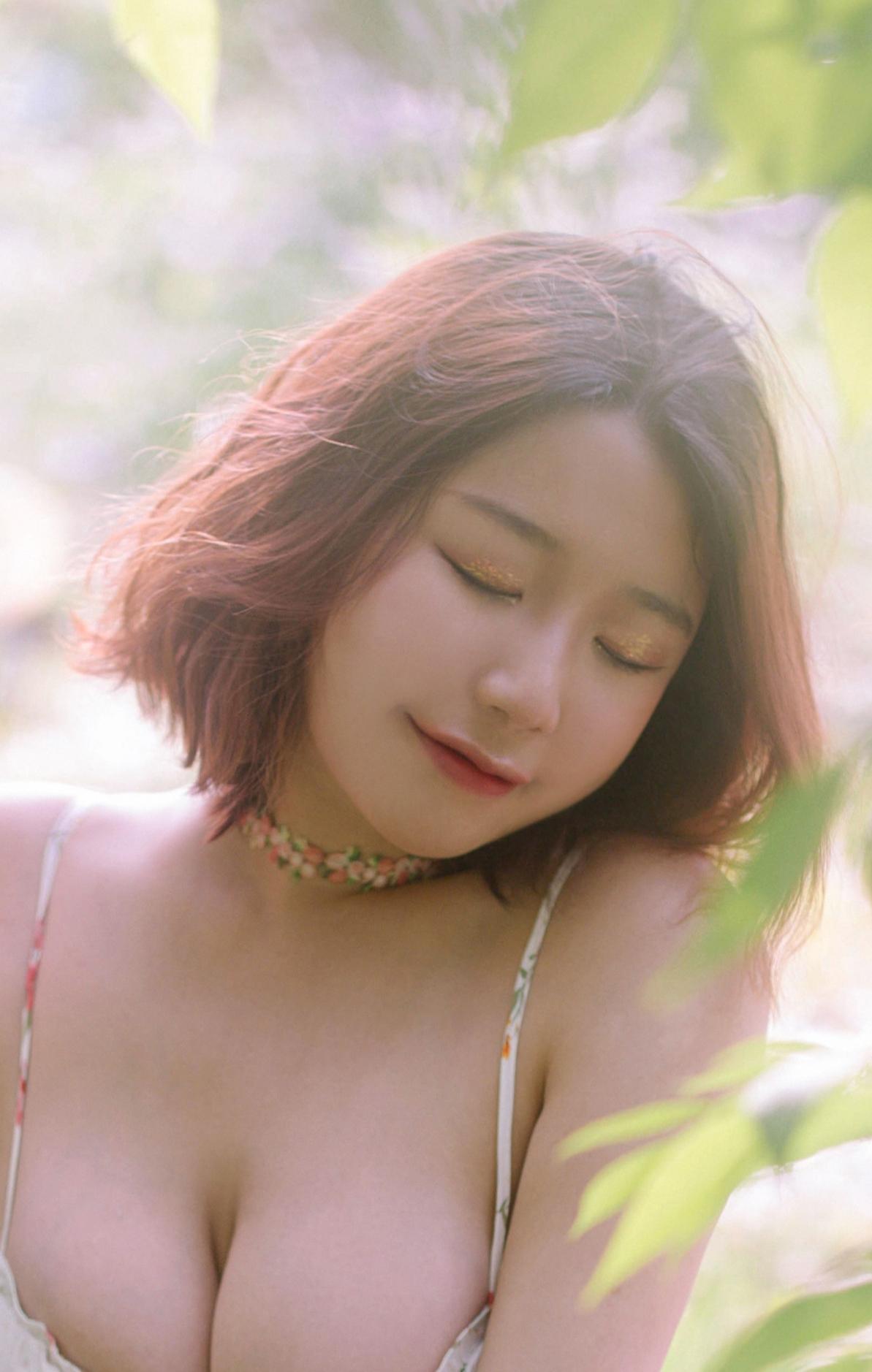 动漫博主穆零Mu0 – 小吊带 [8P]-66COS