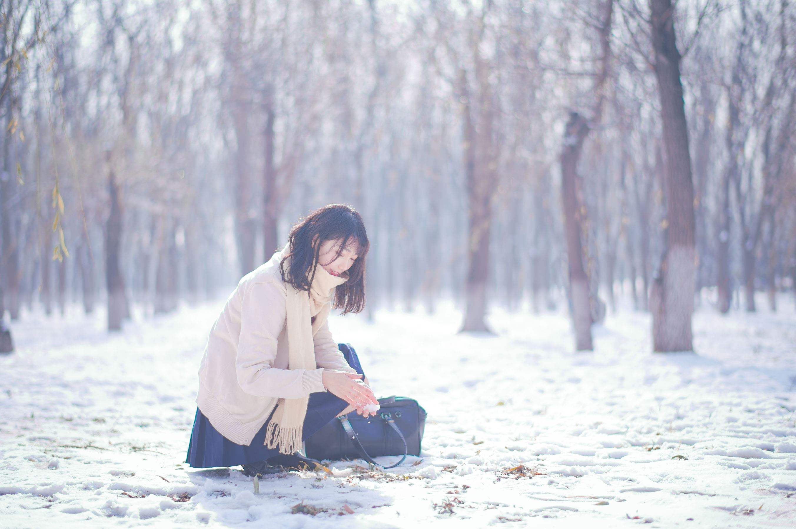 周叽是可爱兔兔 – 雪景JK [15P]-66COS