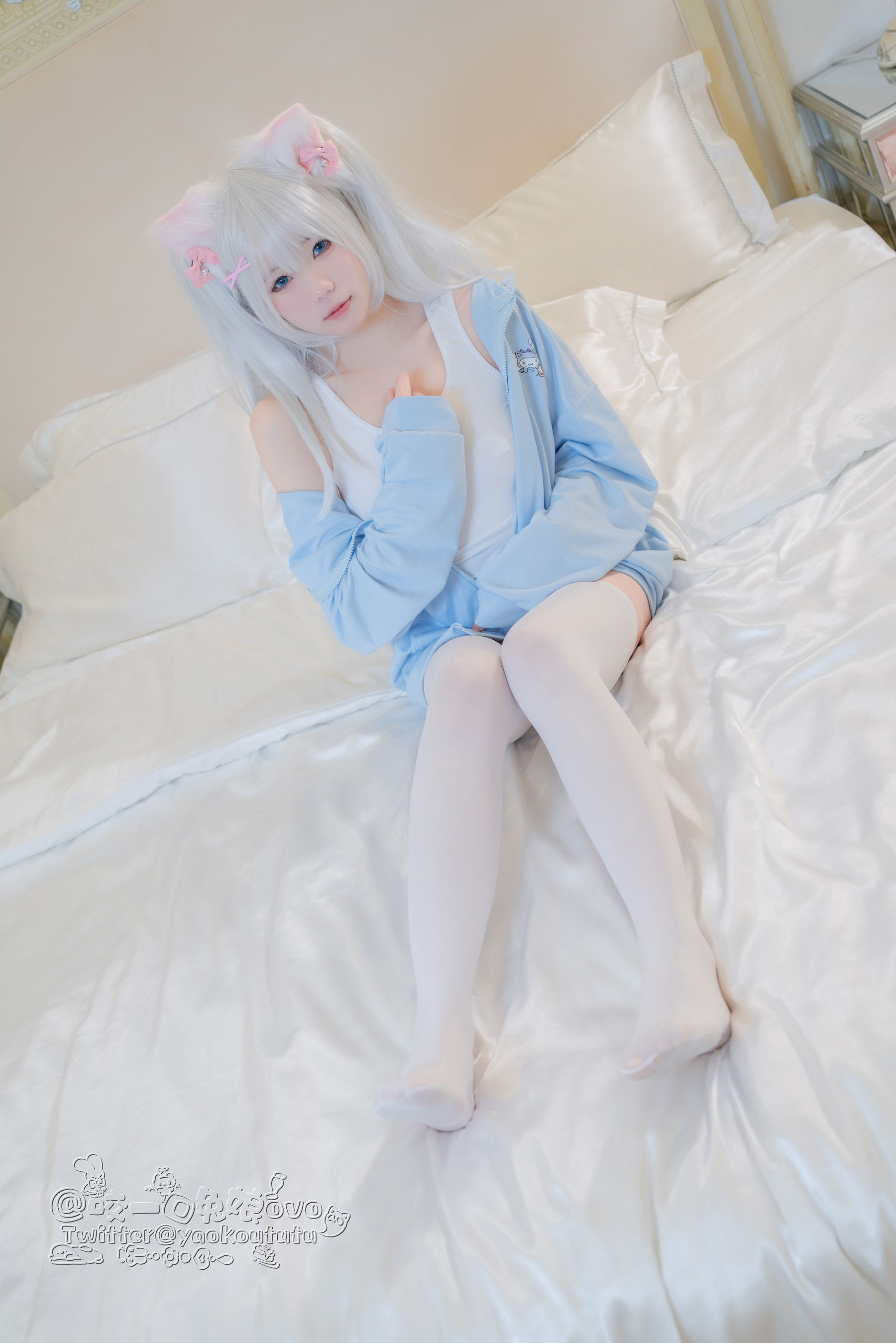 咬一口兔娘 – 做你的猫 [55P]-66COS