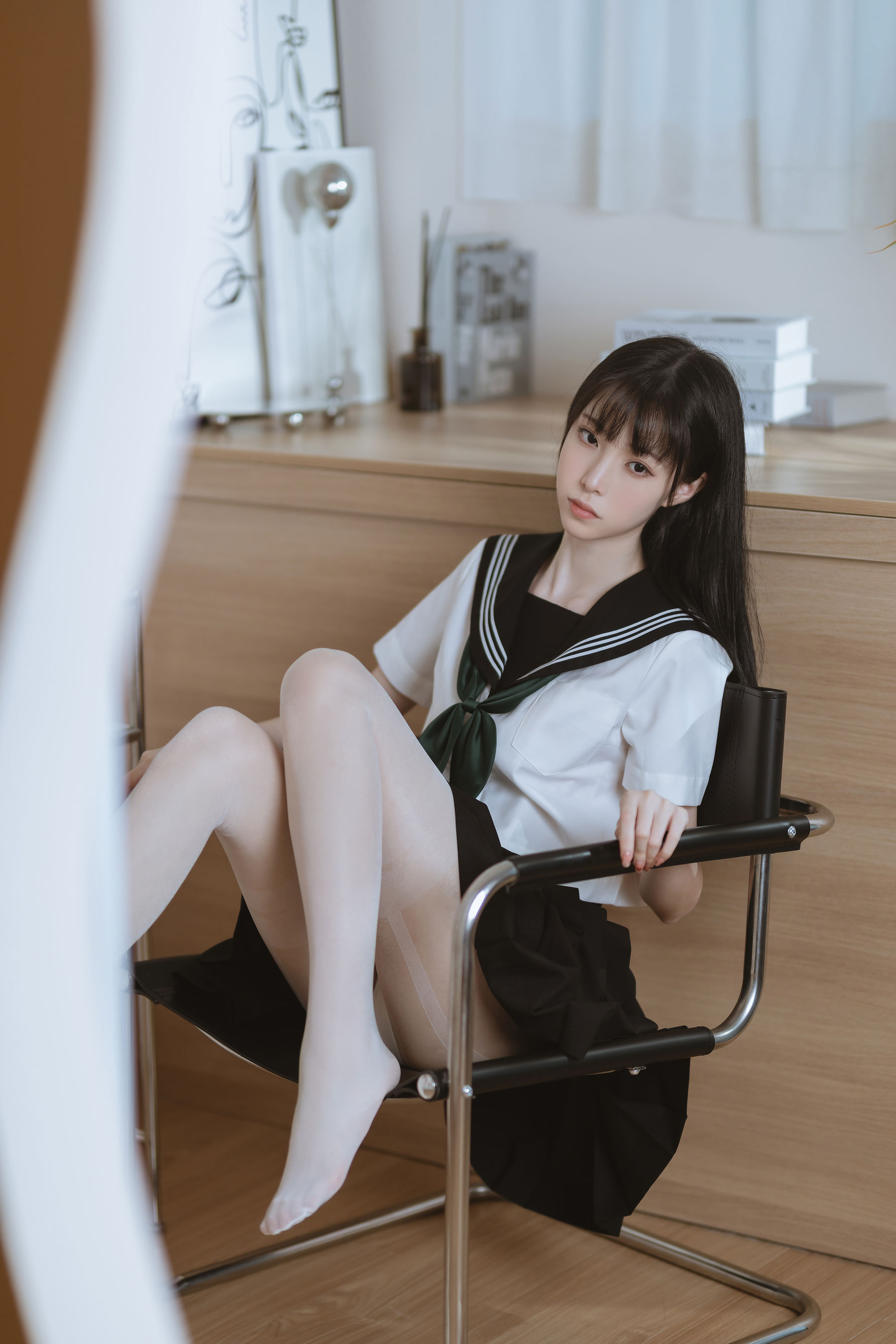 许岚(叁月life) – 白丝水手服 [39P]-66COS