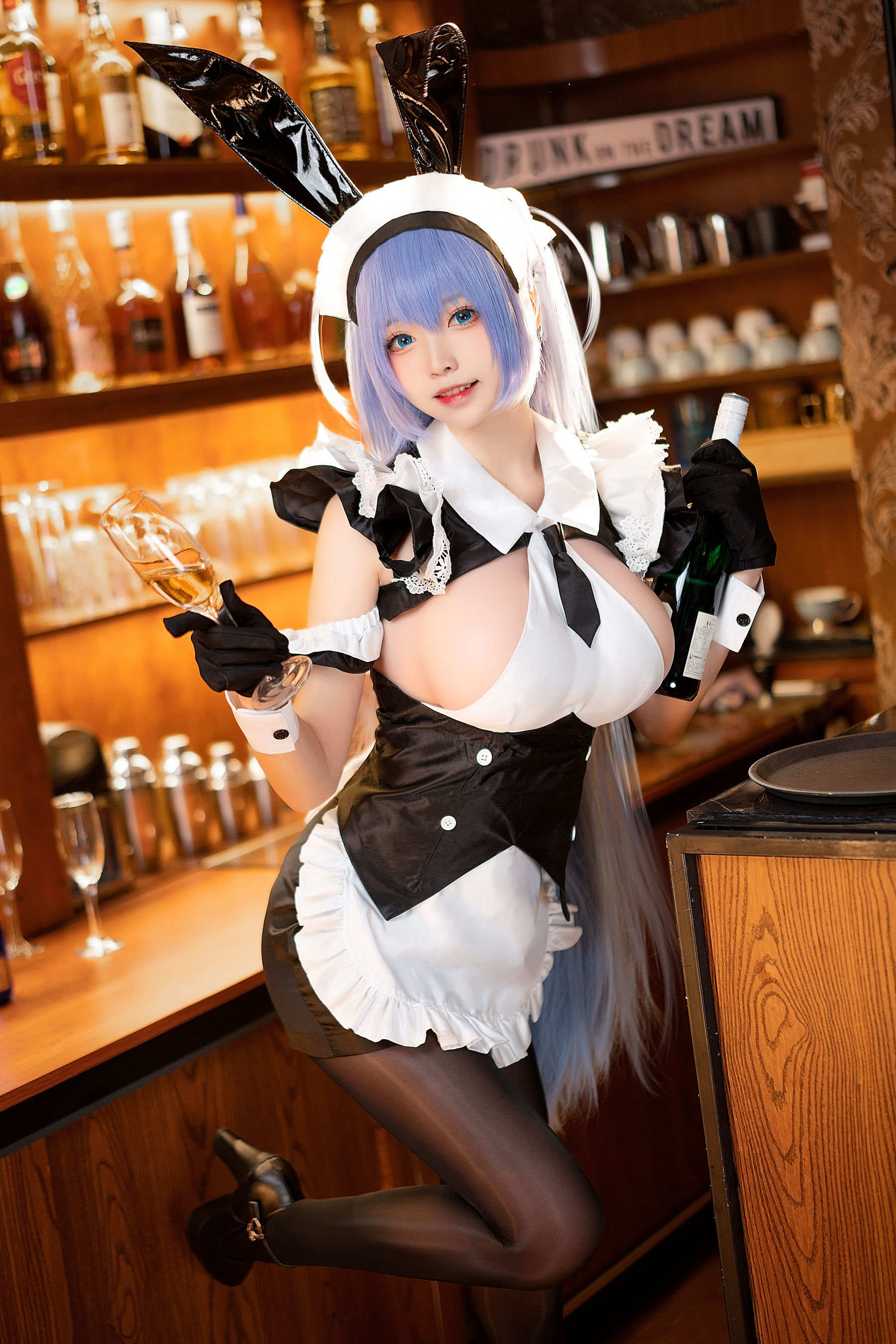 动漫博主大大卷卷小卷 – 碧蓝航线 花园酒保 [27P]-66COS