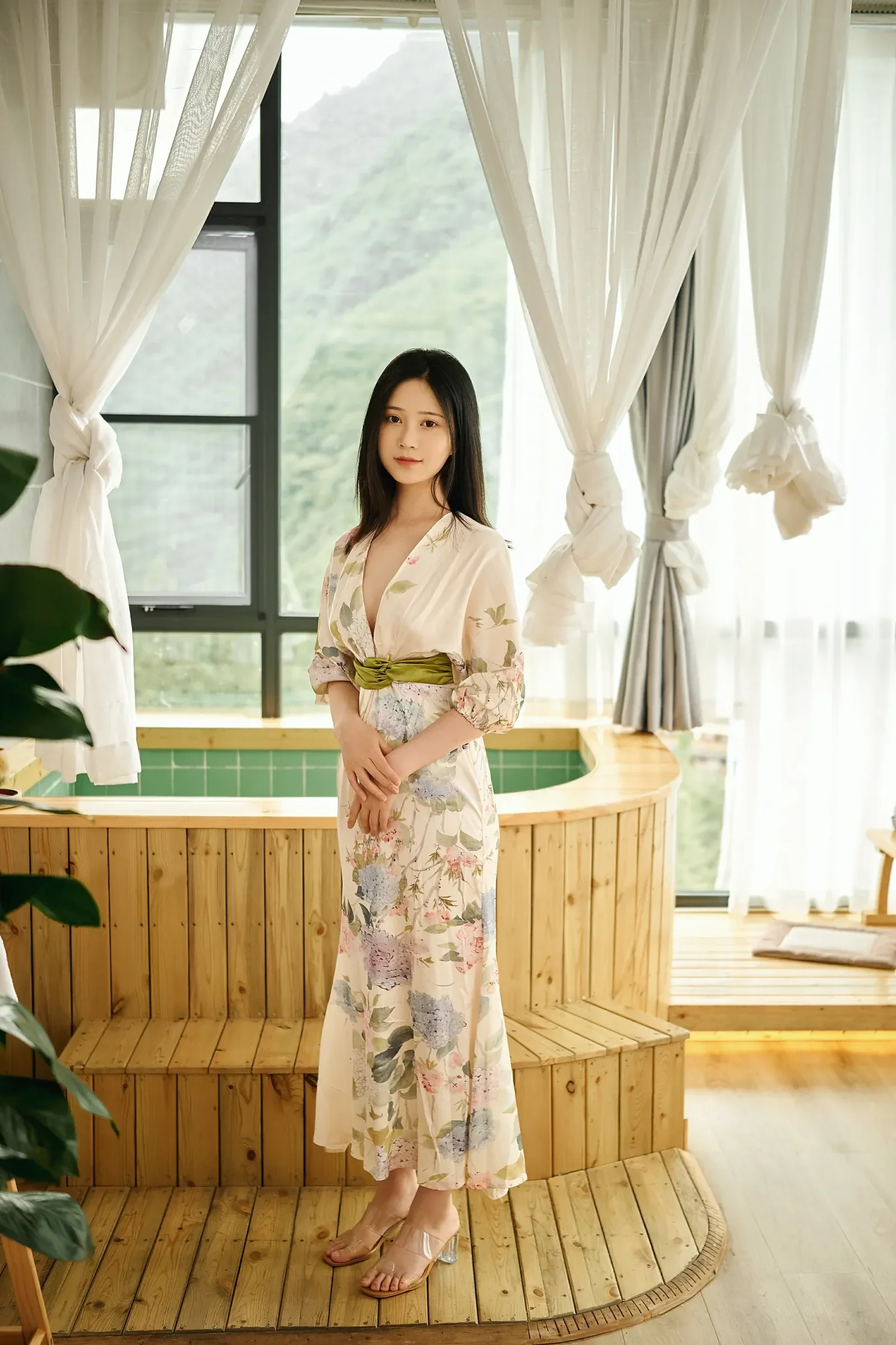 年年Nnian – 七月 [40P]-66COS