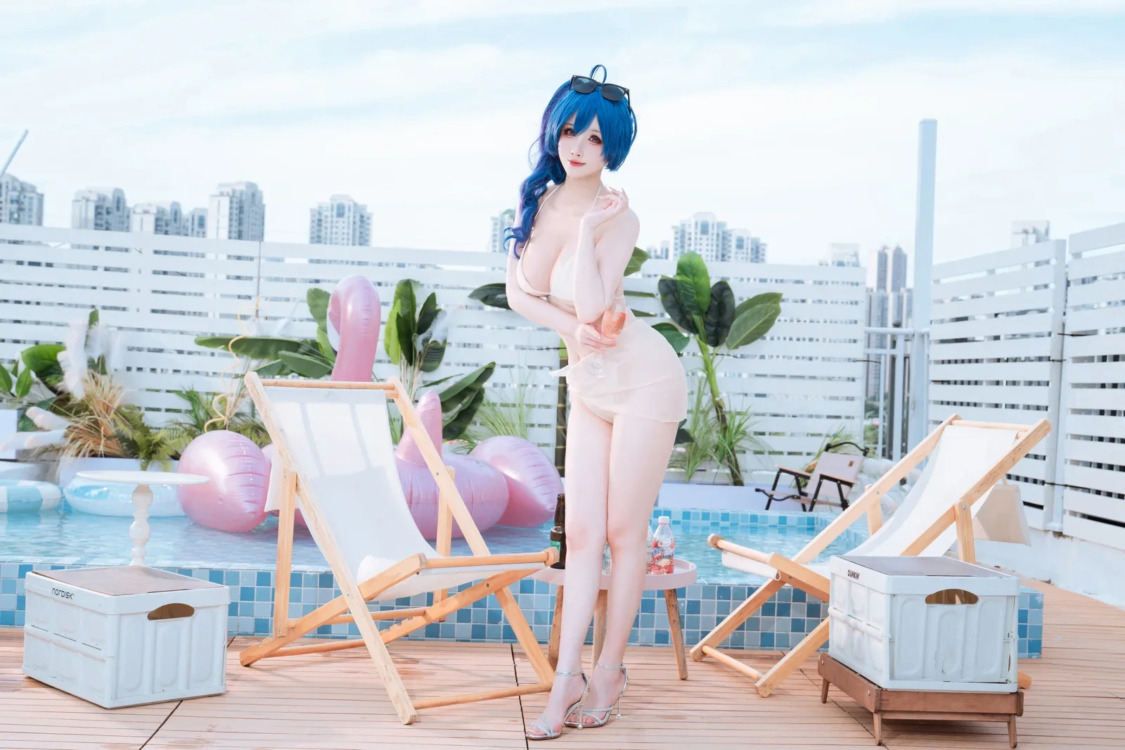 rioko凉凉子 – 圣路易斯 香槟色比基尼 [40P]-66COS